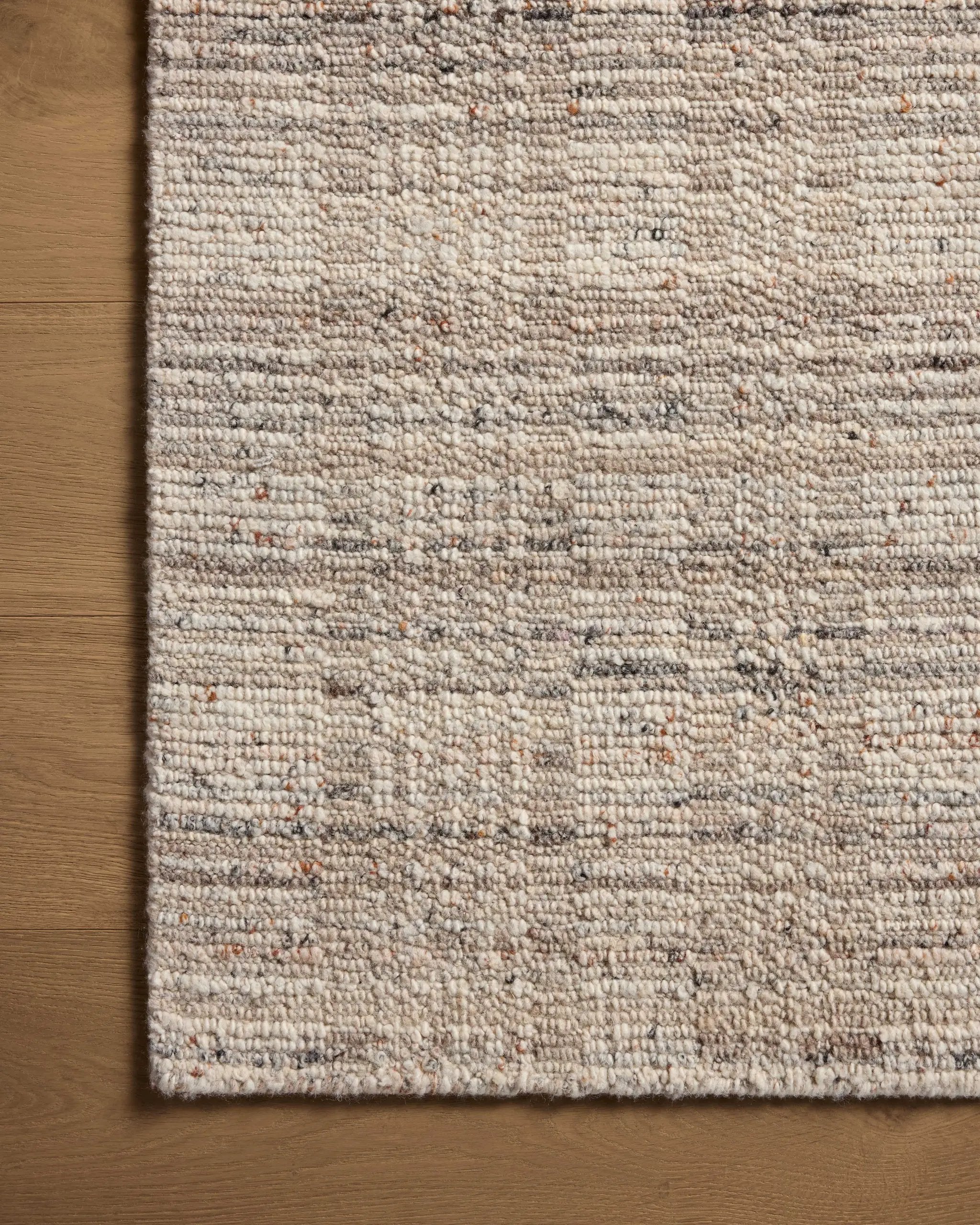Sonya SOY-02 Pebble / Fog Area Rug by Loloi