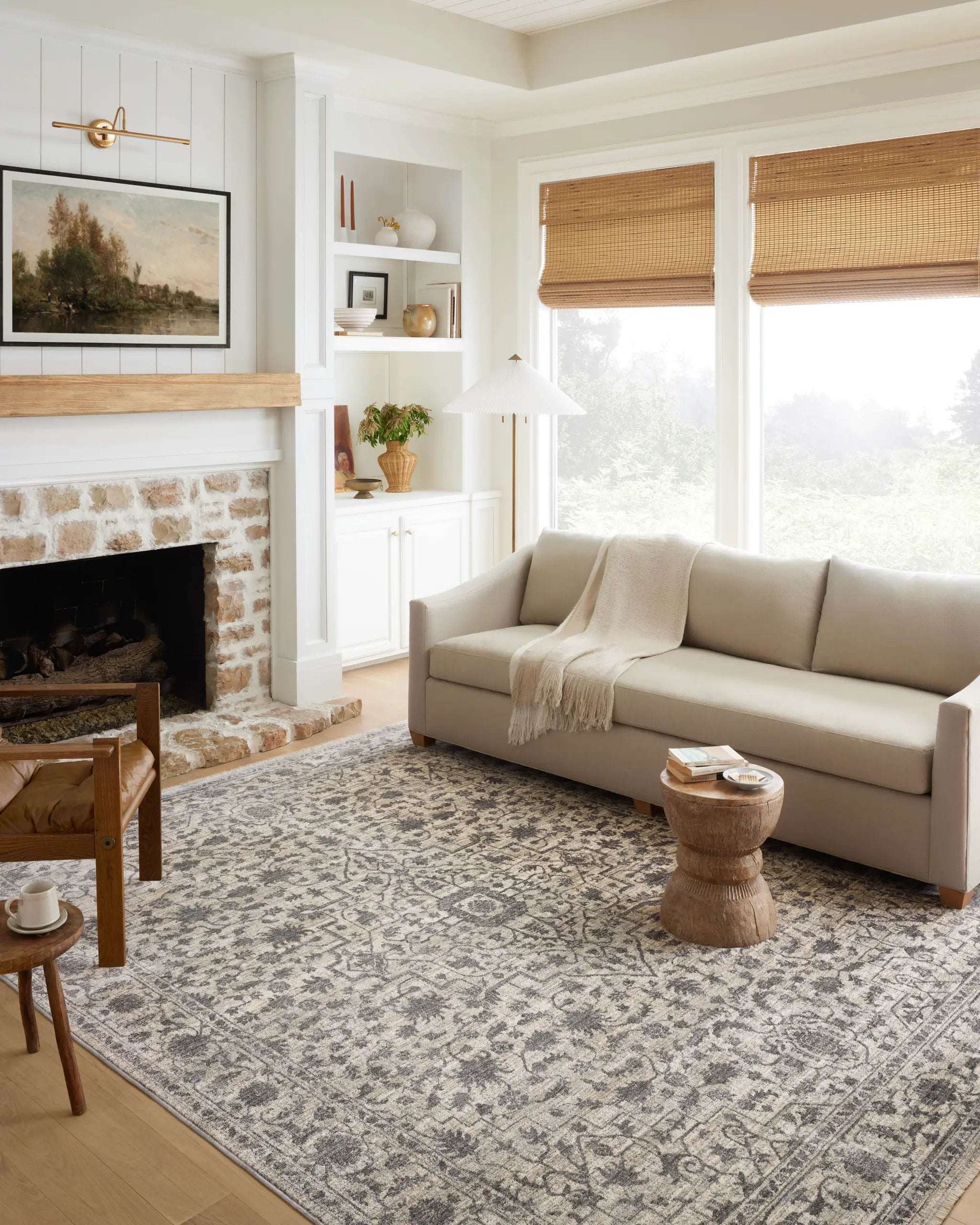 Sorrento SOR-01 Mist / Charcoal Area Rug by Loloi