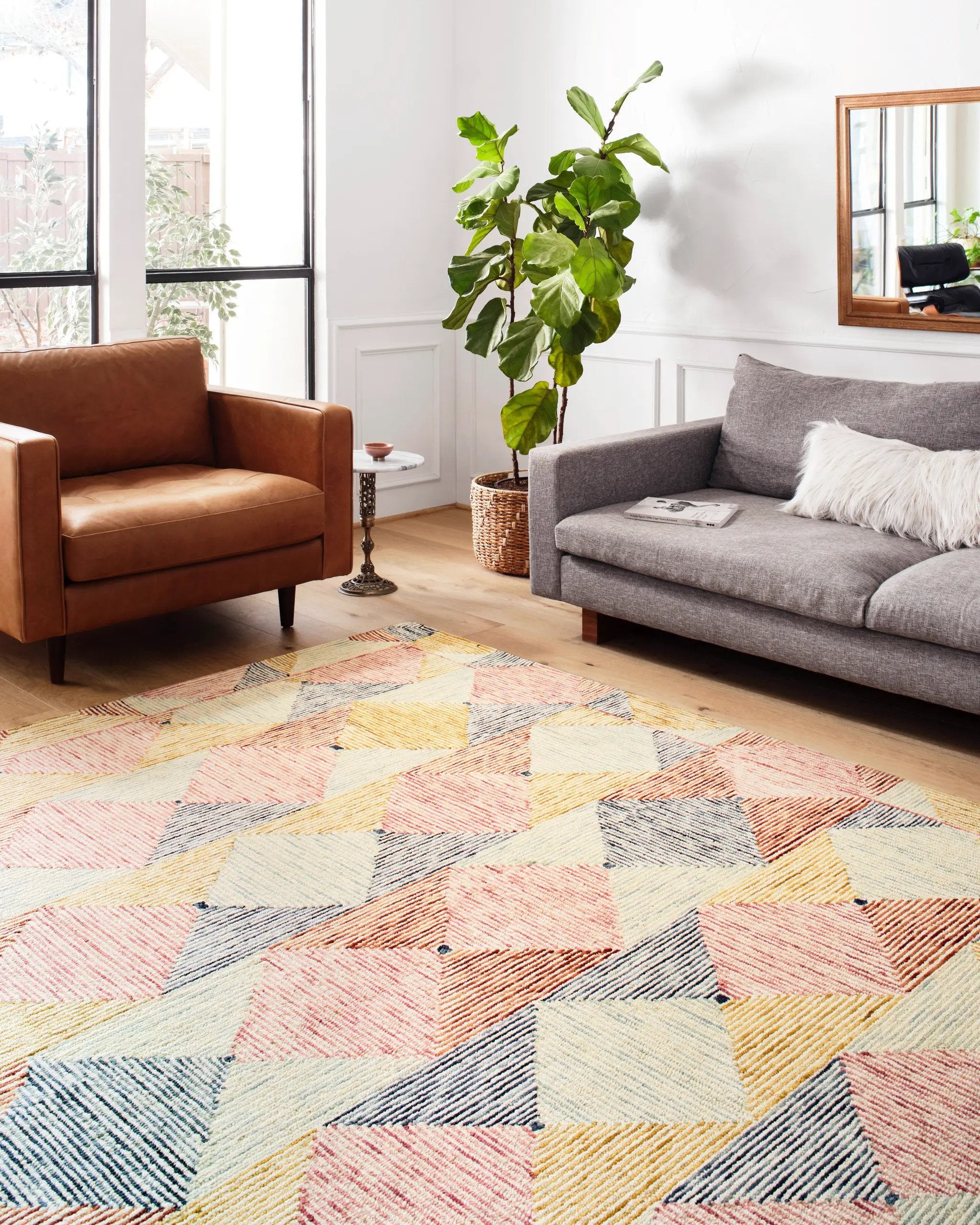 Spectrum SPE-01 Ivory / Multi Area Rug by Loloi