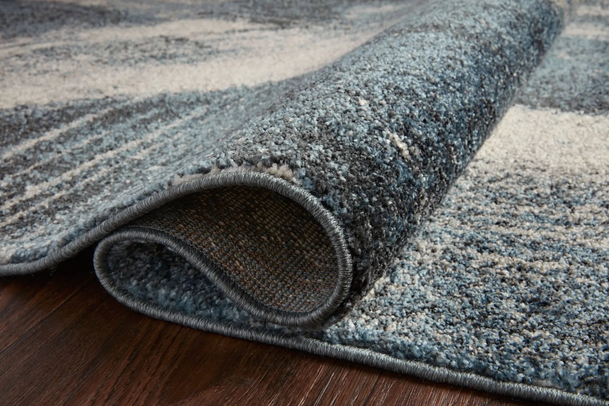 Spirit SPI-04 Indigo / Ivory Area Rug by Loloi