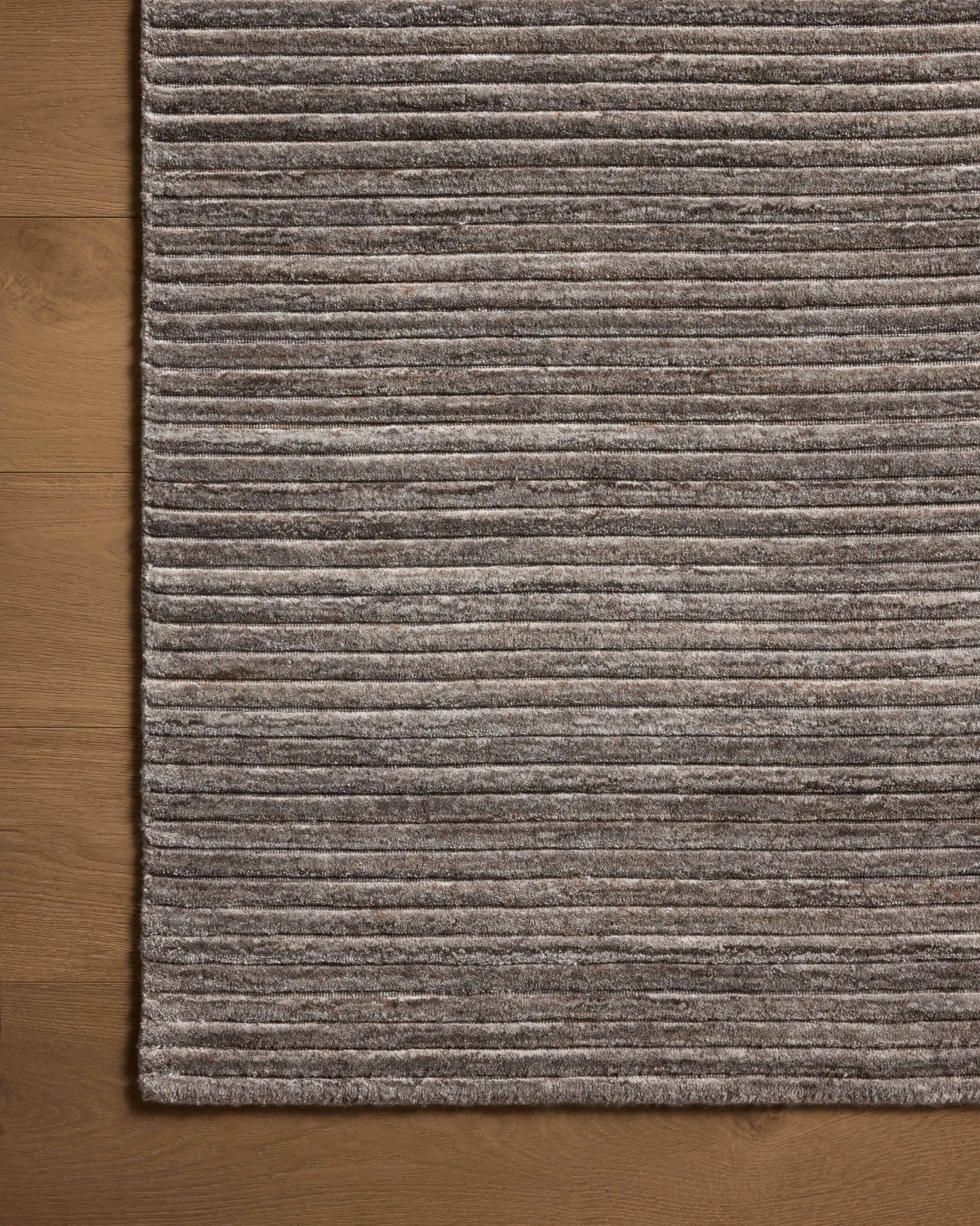 Sterling STL-01 Stone Area Rug by Loloi
