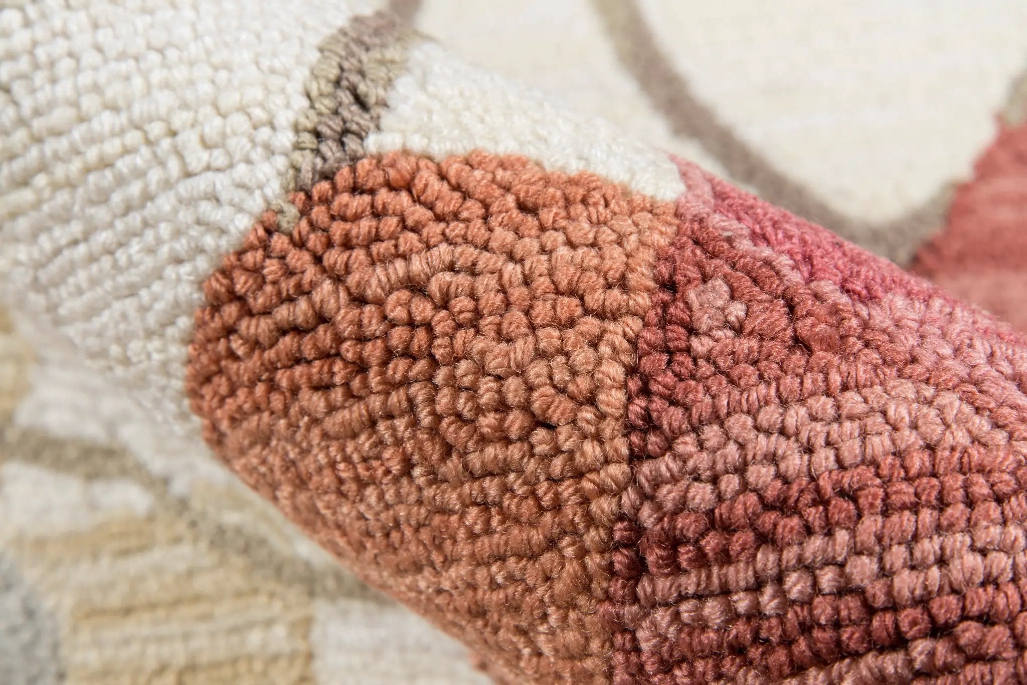 Summit SUM-8 Sand Area Rug by Momeni