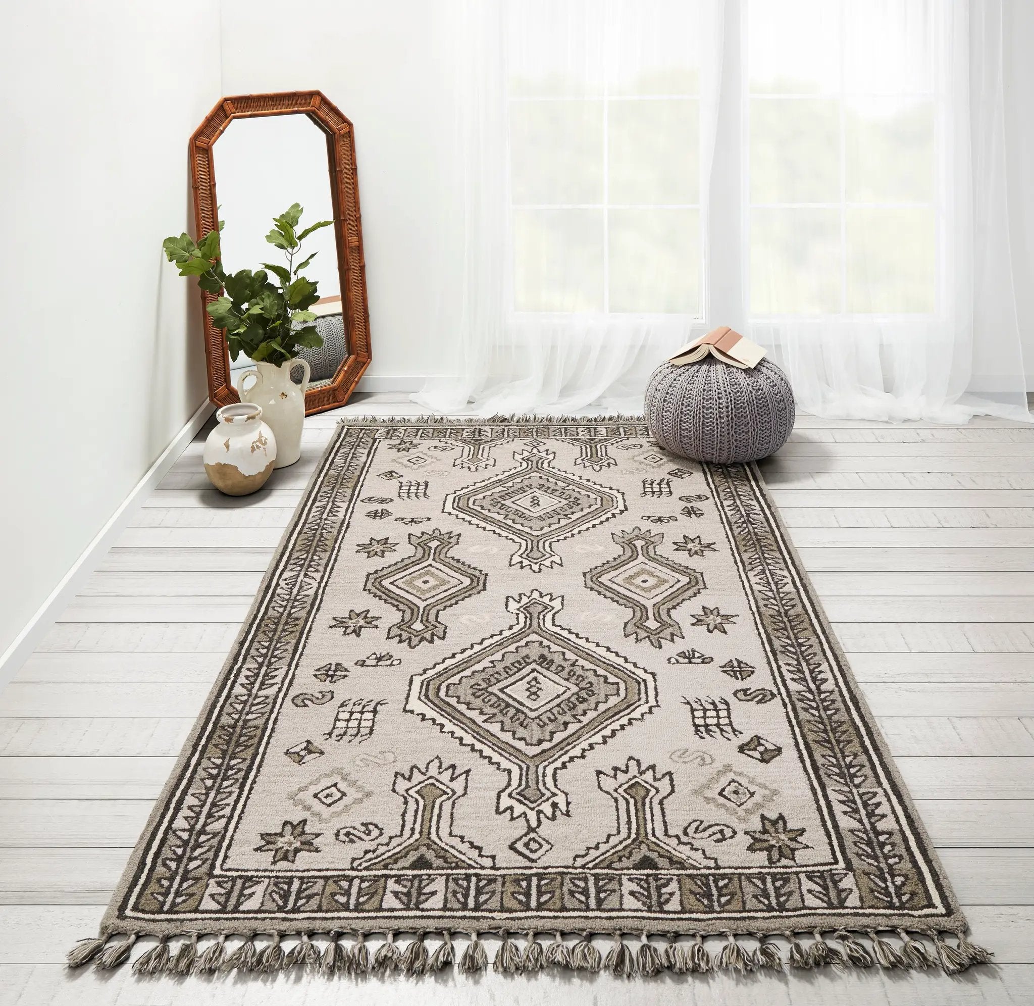 Tahoe TA-03 Gray Area Rug by Momeni