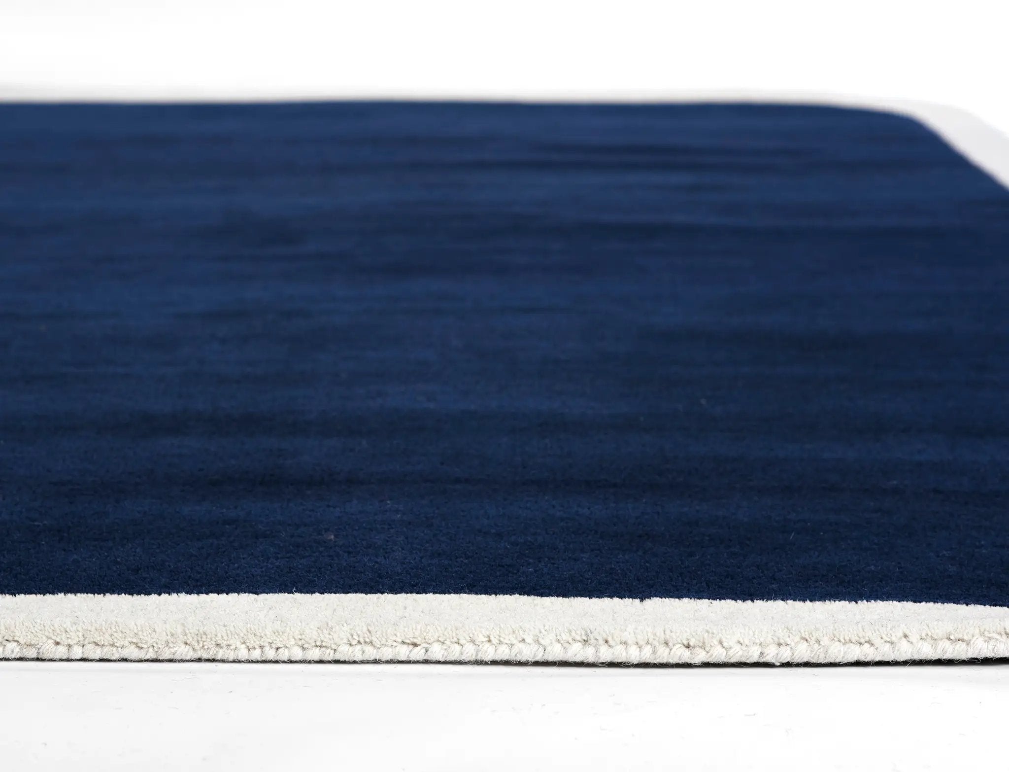 Tallulah TAL-1 Navy Area Rug by Novogratz by Momeni