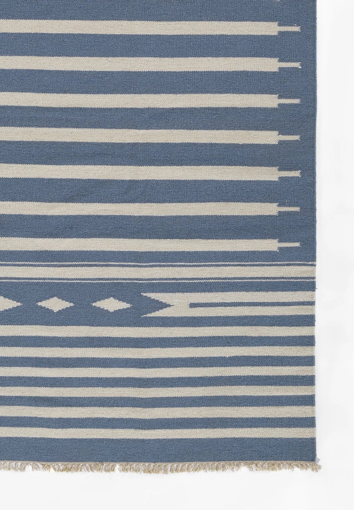 Thompson THO-1 (Billings) Light-Blue Area Rug by Erin Gates by Momeni