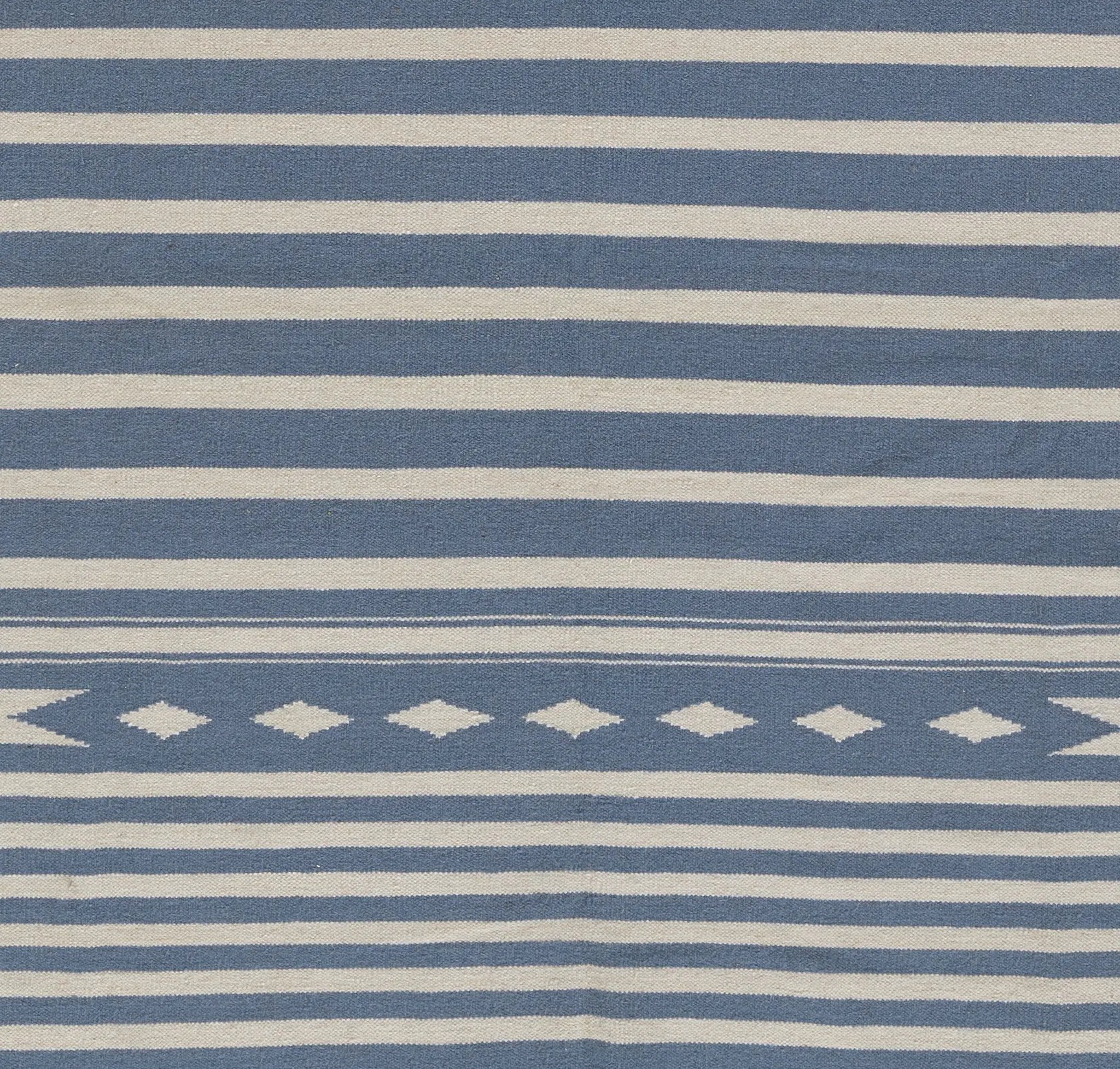 Thompson THO-1 (Billings) Light-Blue Area Rug by Erin Gates by Momeni