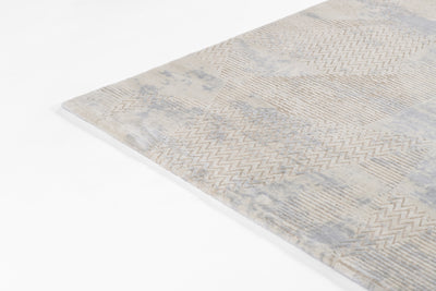 Momeni Vera VRA-1 Light Blue Area Rug, modern abstract rug with soft cloud-like pattern
