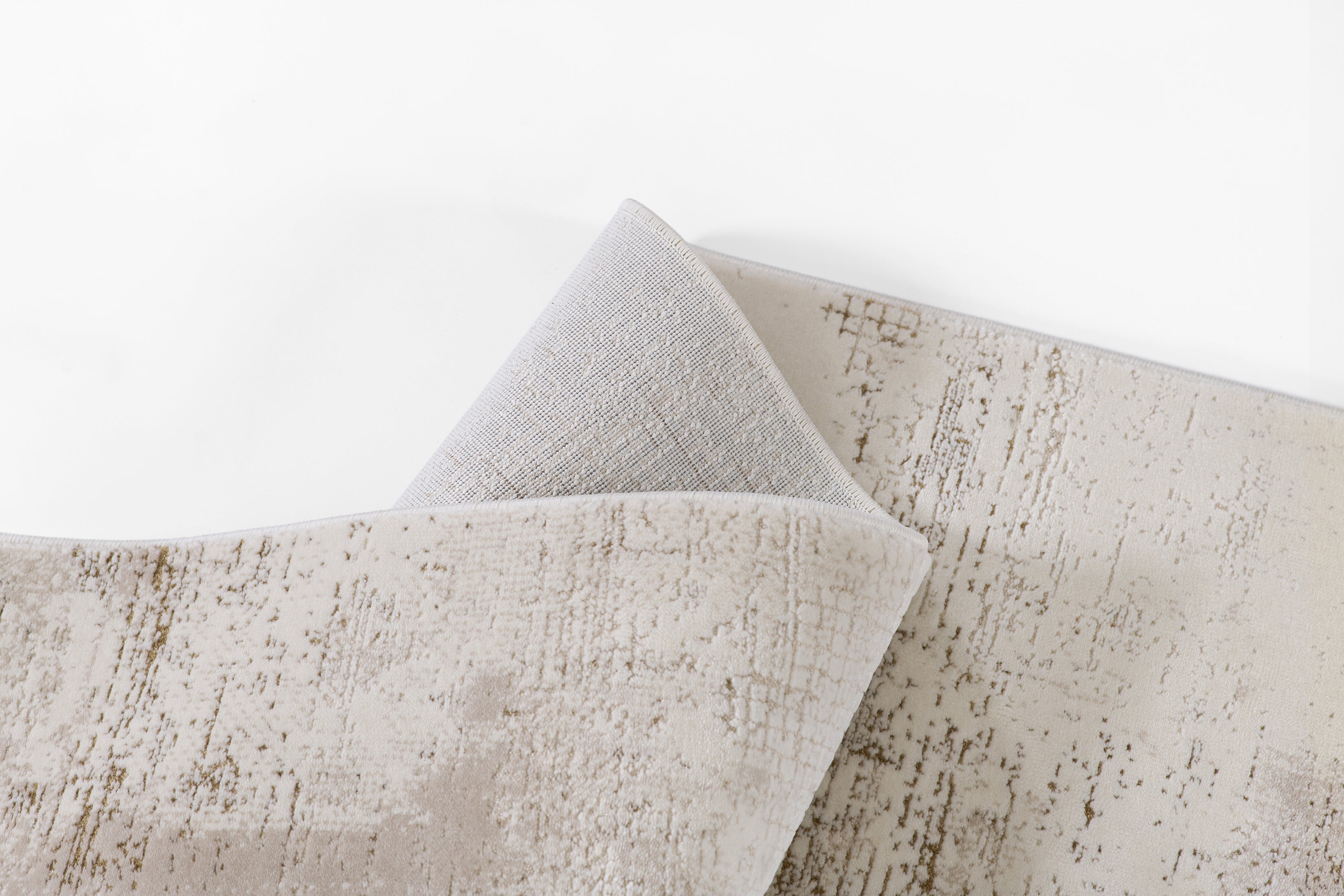 Momeni Vera VRA-4 Ivory Area Rug, a contemporary rug with a distressed patchwork design