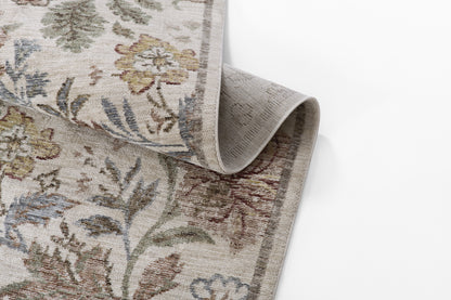 Momeni Wisteria WIS-2 Ivory Area Rug, vintage floral rug with botanical pattern