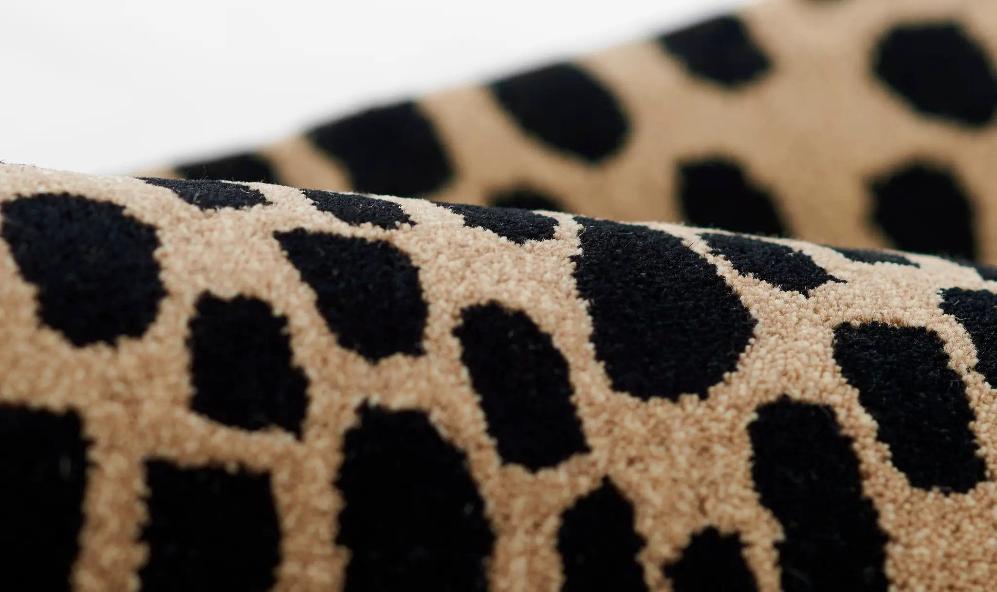 Woodland WOD-3 (Cheetah) Beige Area Rug by Erin Gates by Momeni