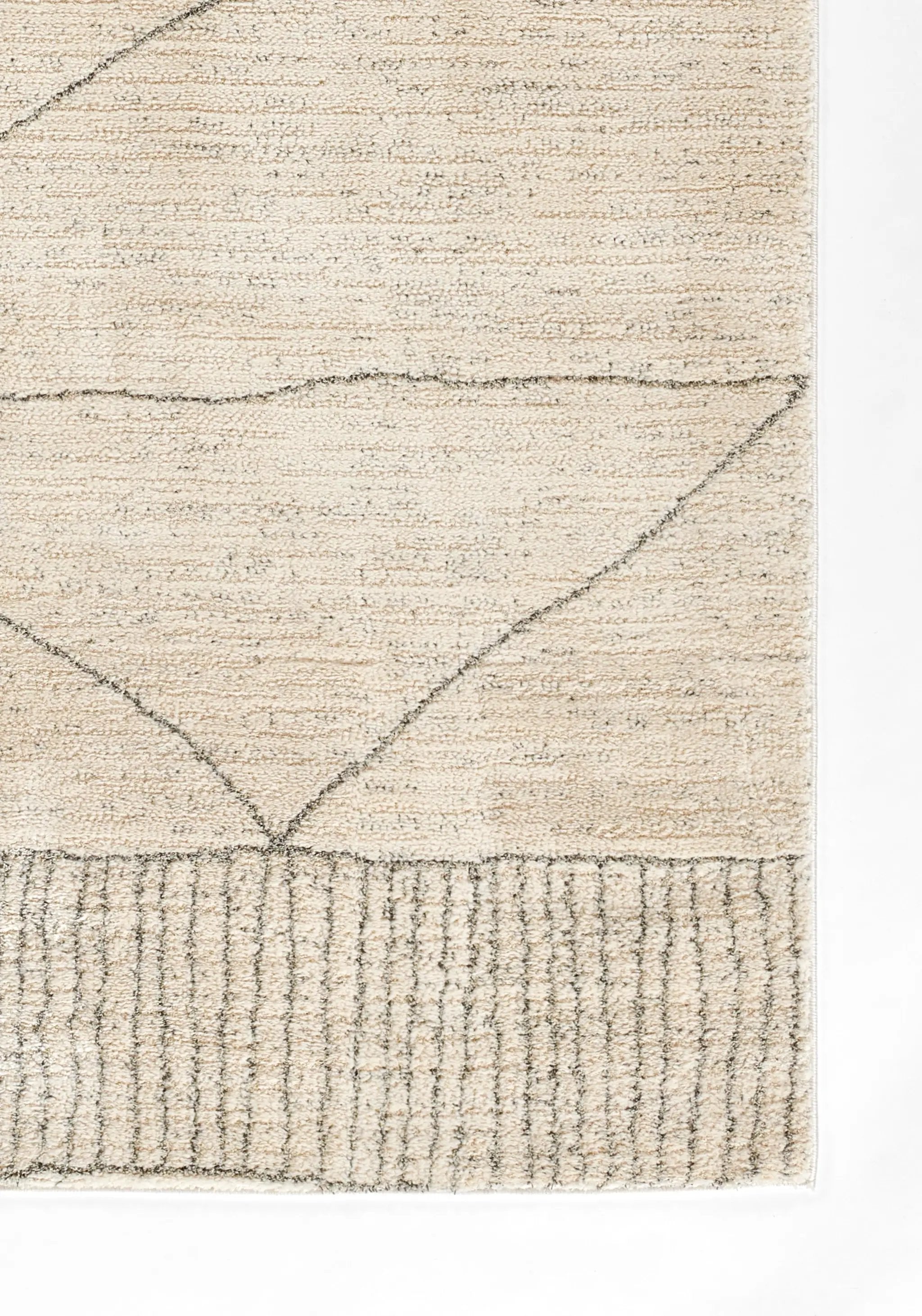 Wren WRE-2 Ivory Area Rug by Momeni