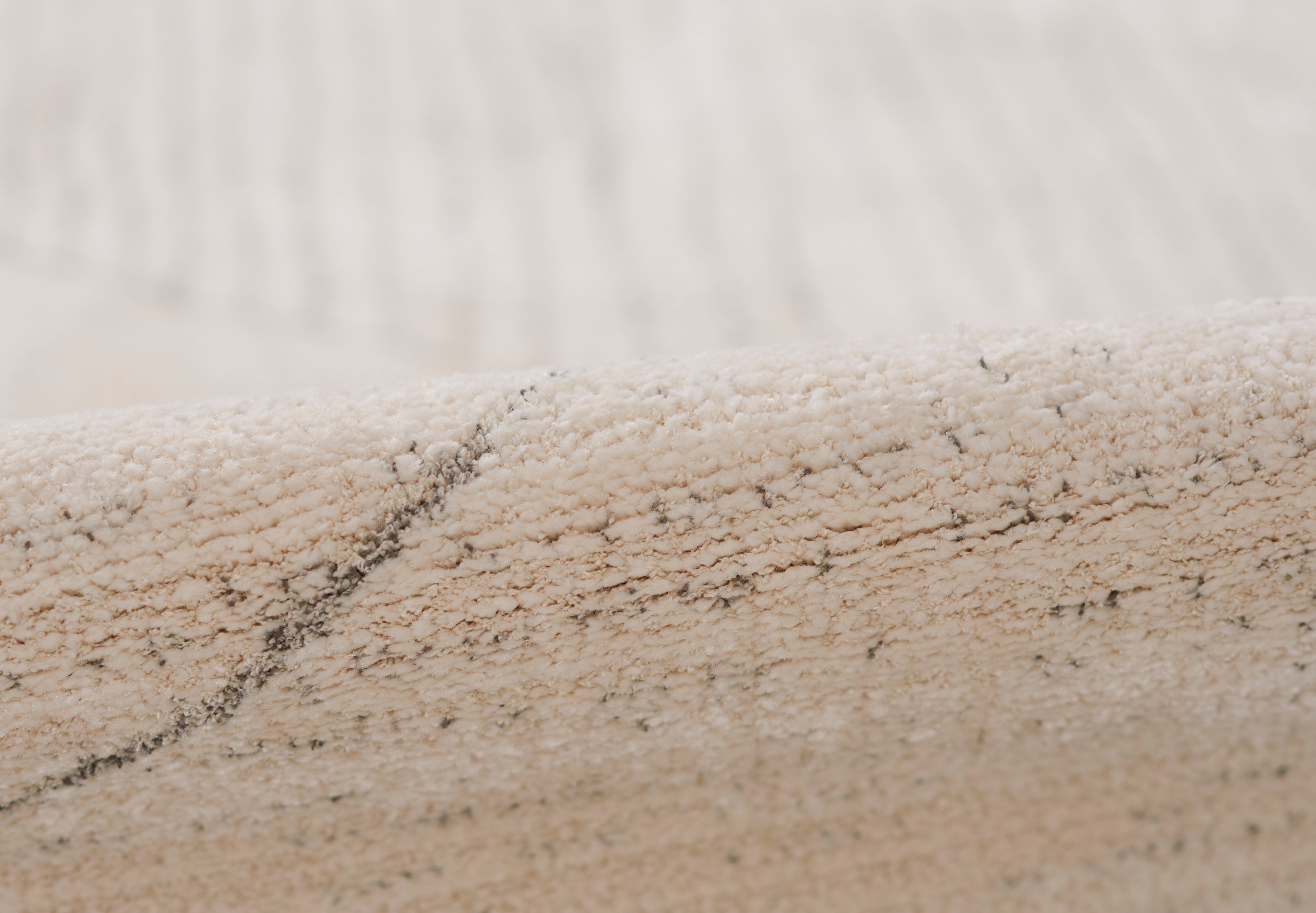 Momeni Wren WRE-2 Ivory Area Rug