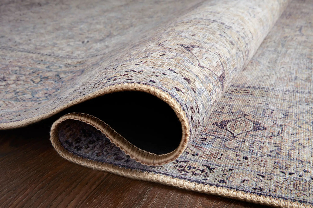 Wynter WYN-03 Silver / Charcoal Area Rug by Loloi