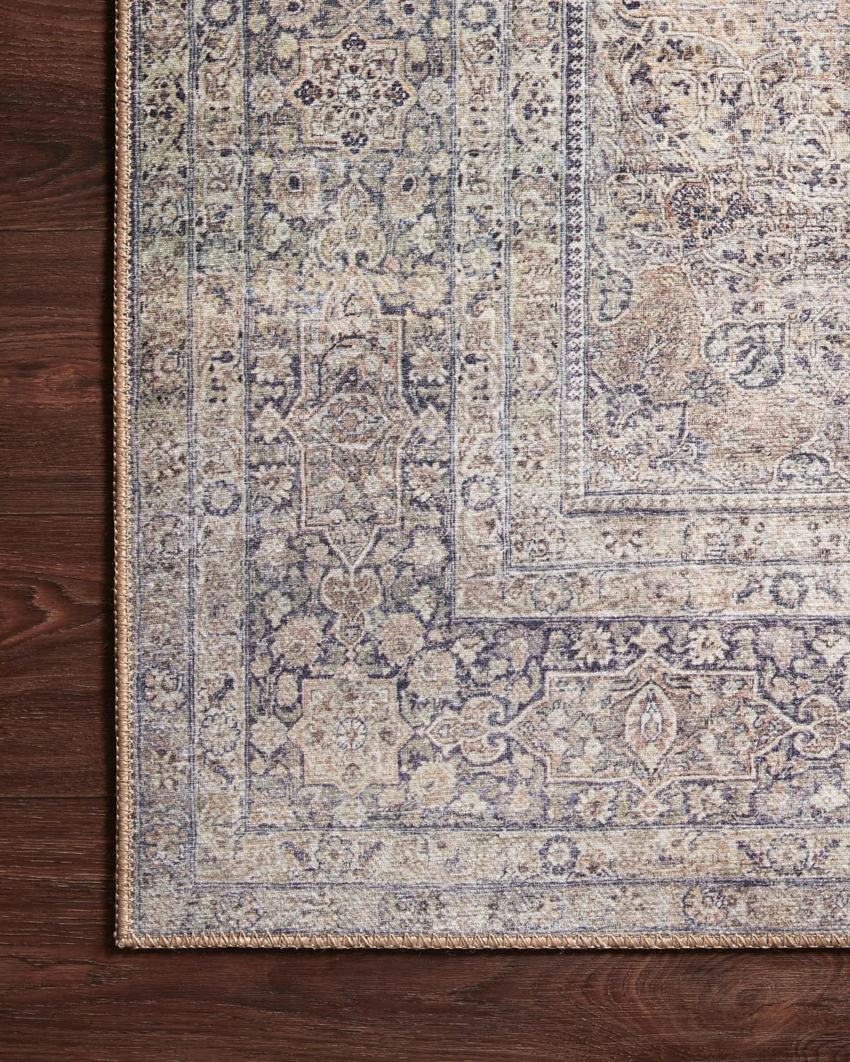Wynter WYN-03 Silver / Charcoal Area Rug by Loloi