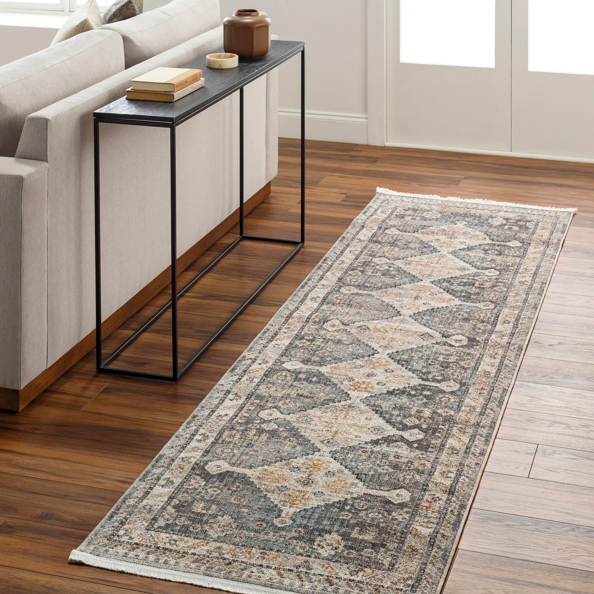 Aida AAD-2305 Medium-Gray Area Rug by LIVABLISS