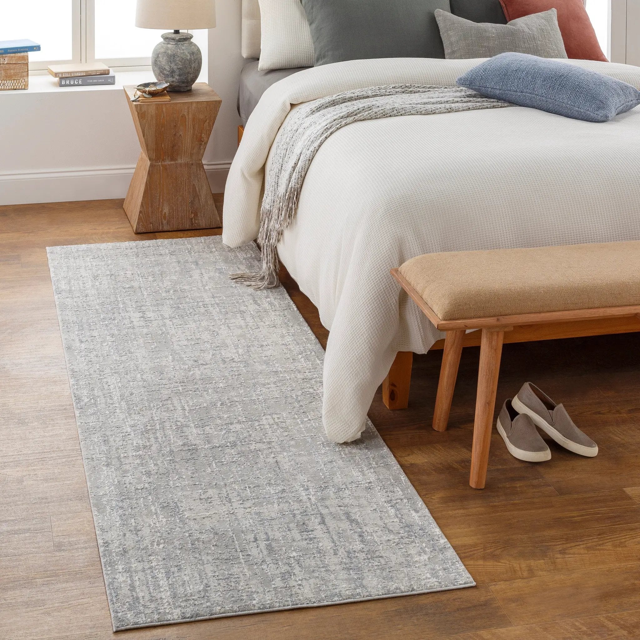 Aisha AIS-2305 Light-Gray Area Rug by LIVABLISS