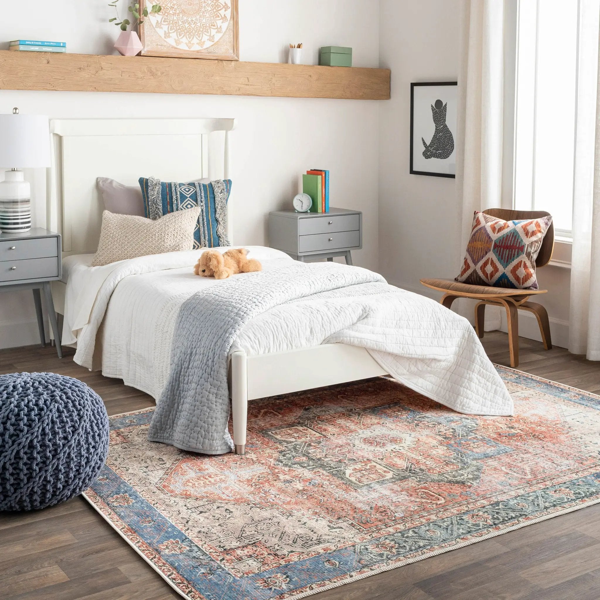 Amelie AML-2309 Rust Area Rug by LIVABLISS