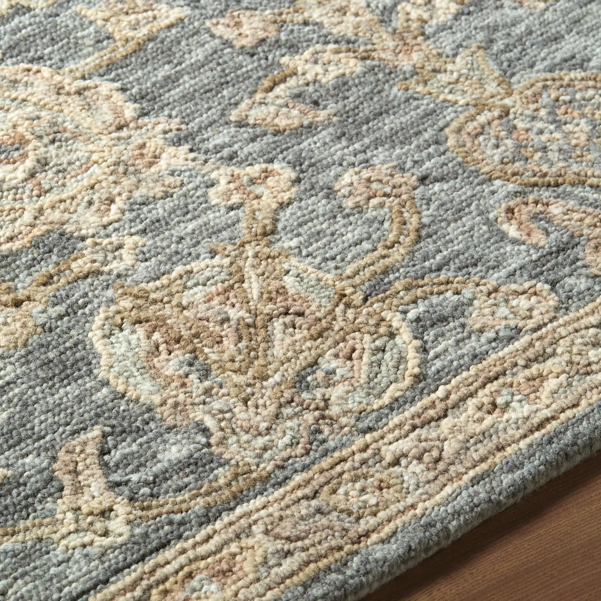Arnold AOD-2300 Slate-Gray Area Rug by LIVABLISS