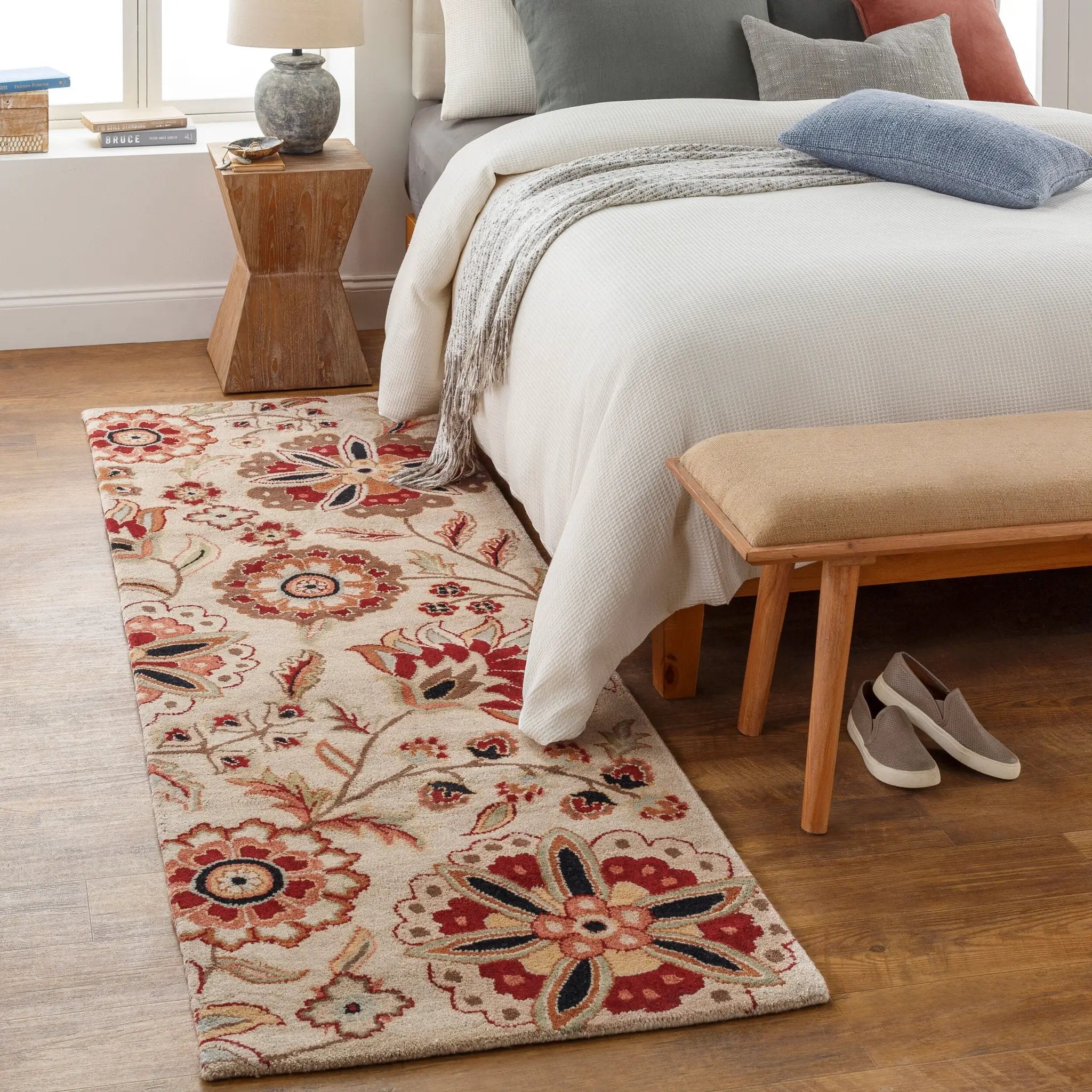Athena ATH-5035 Ivory Area Rug by LIVABLISS