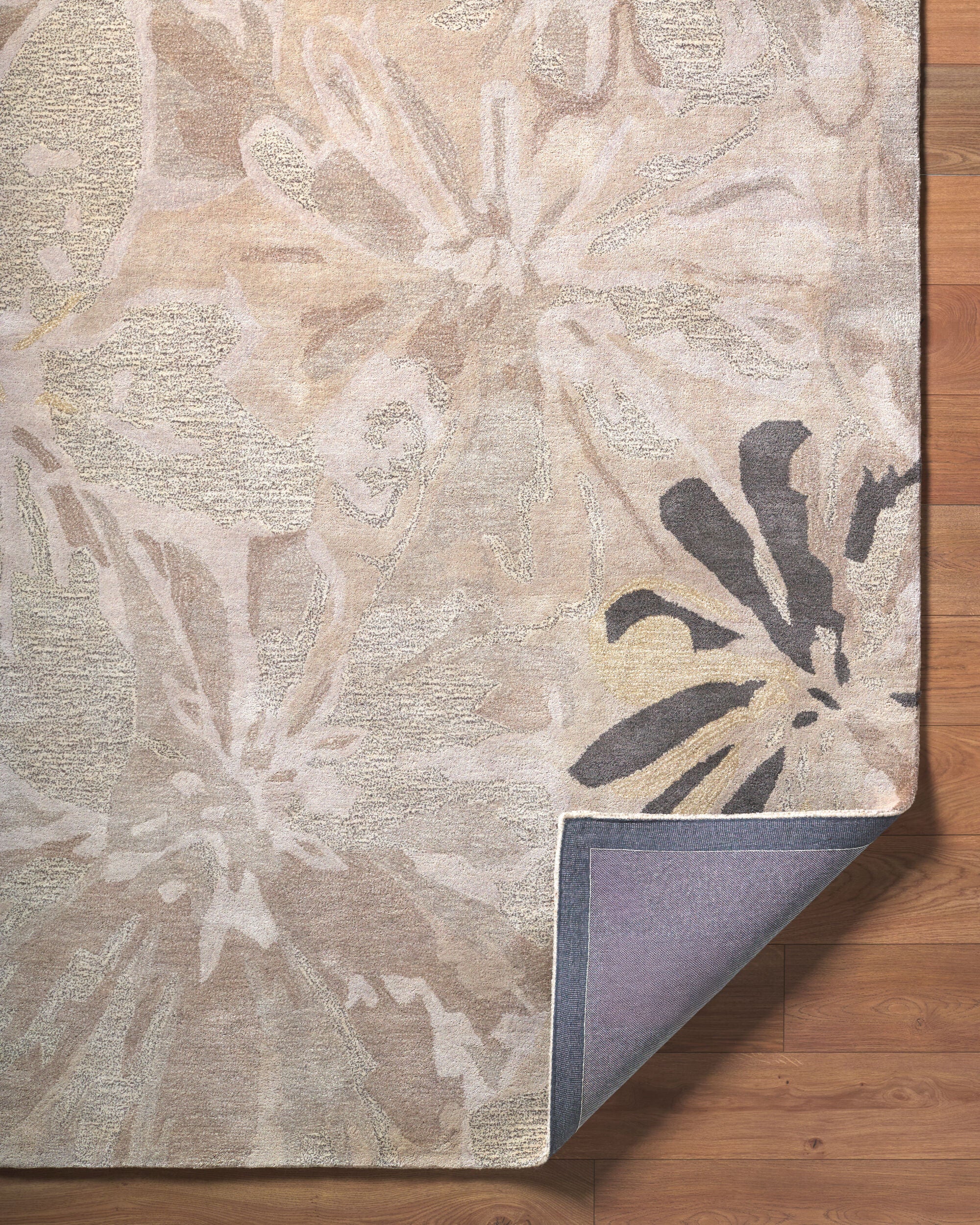 LIVABLISS Athena ATH-5135 Area Rug