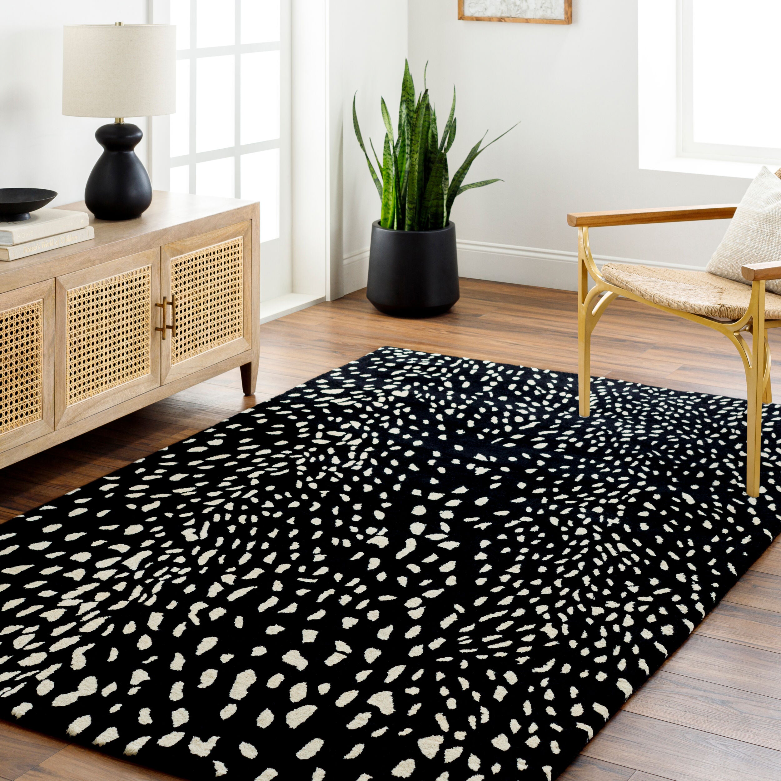 LIVABLISS Athena ATH-5172 Area Rug