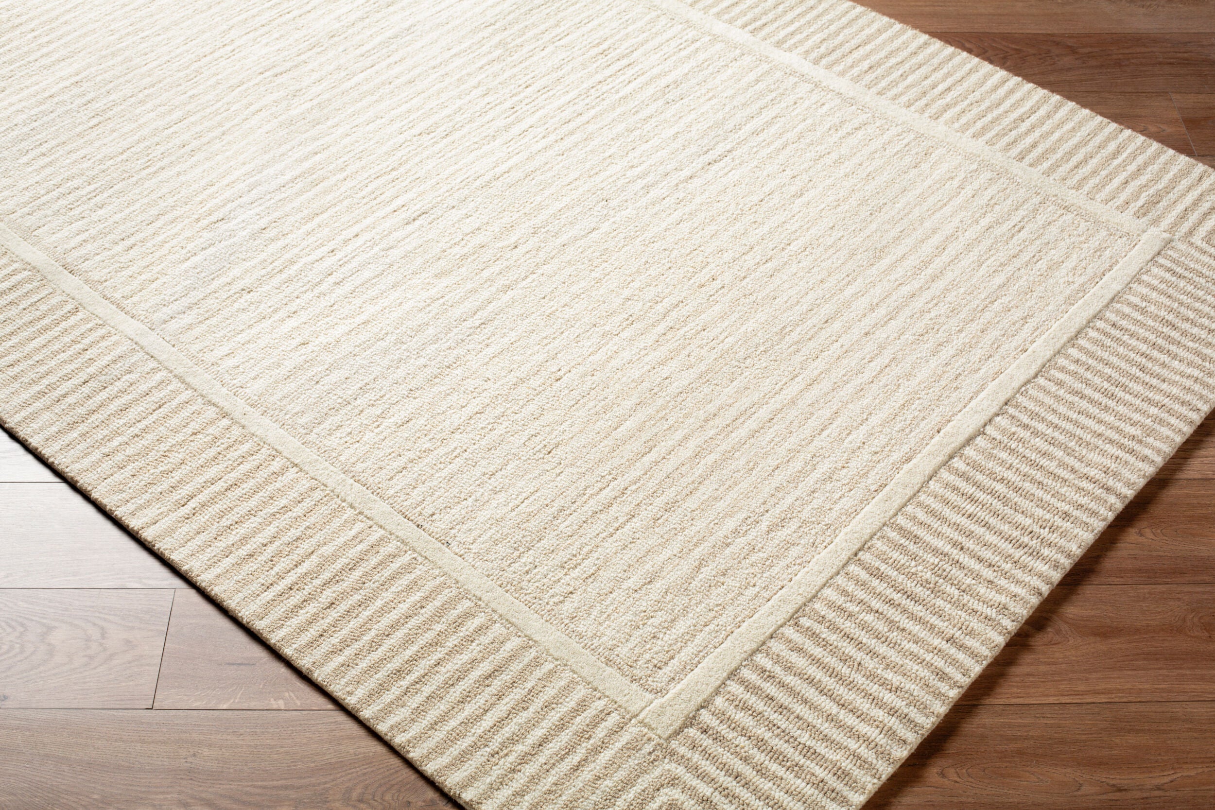 Benchcraft BEC-2307 Taupe Area Rug