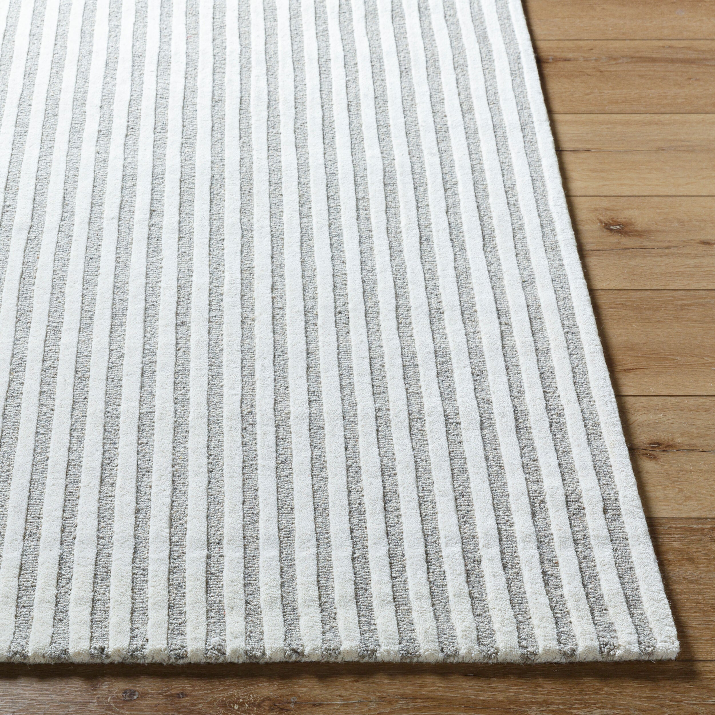 LIVABLISS Brook BKO-2325 Medium Gray Area Rug