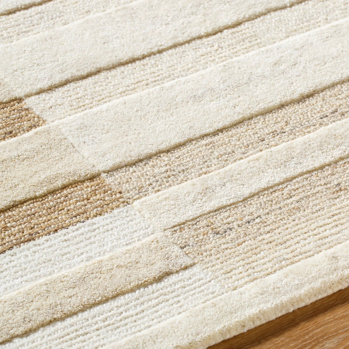 Brook BKO-2360 Ivory Area Rug by LIVABLISS