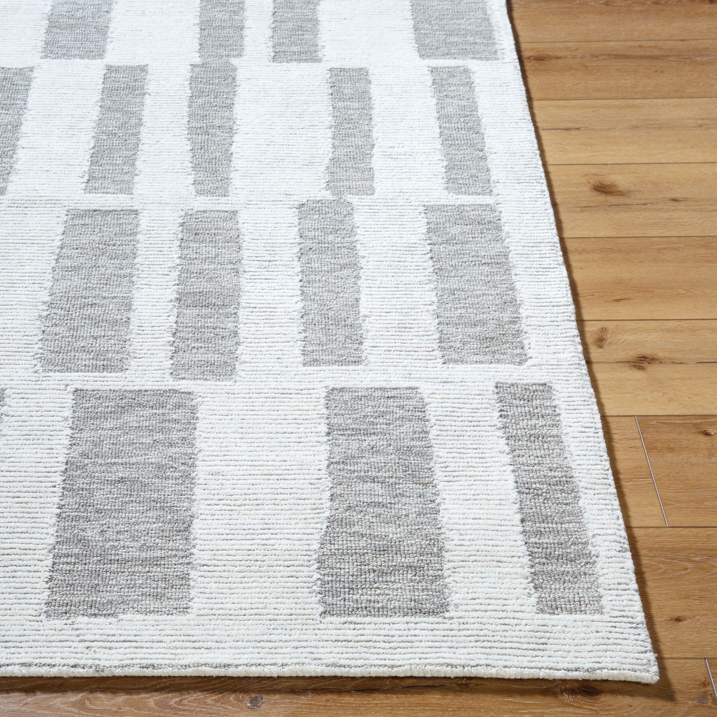LIVABLISS Bianca BNC-2303 Ivory Area Rug