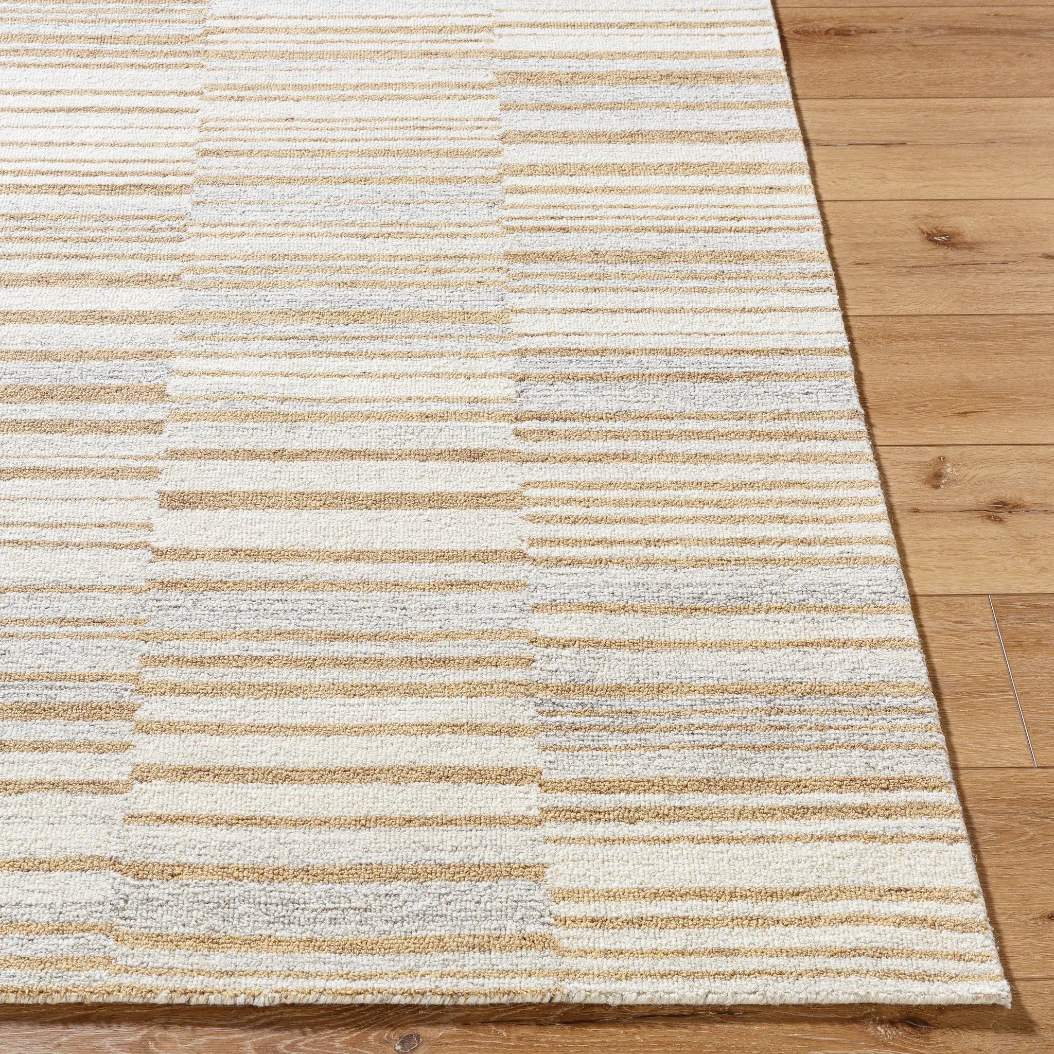 Bournemouth BOT-2313 Ivory Area Rug by LIVABLISS