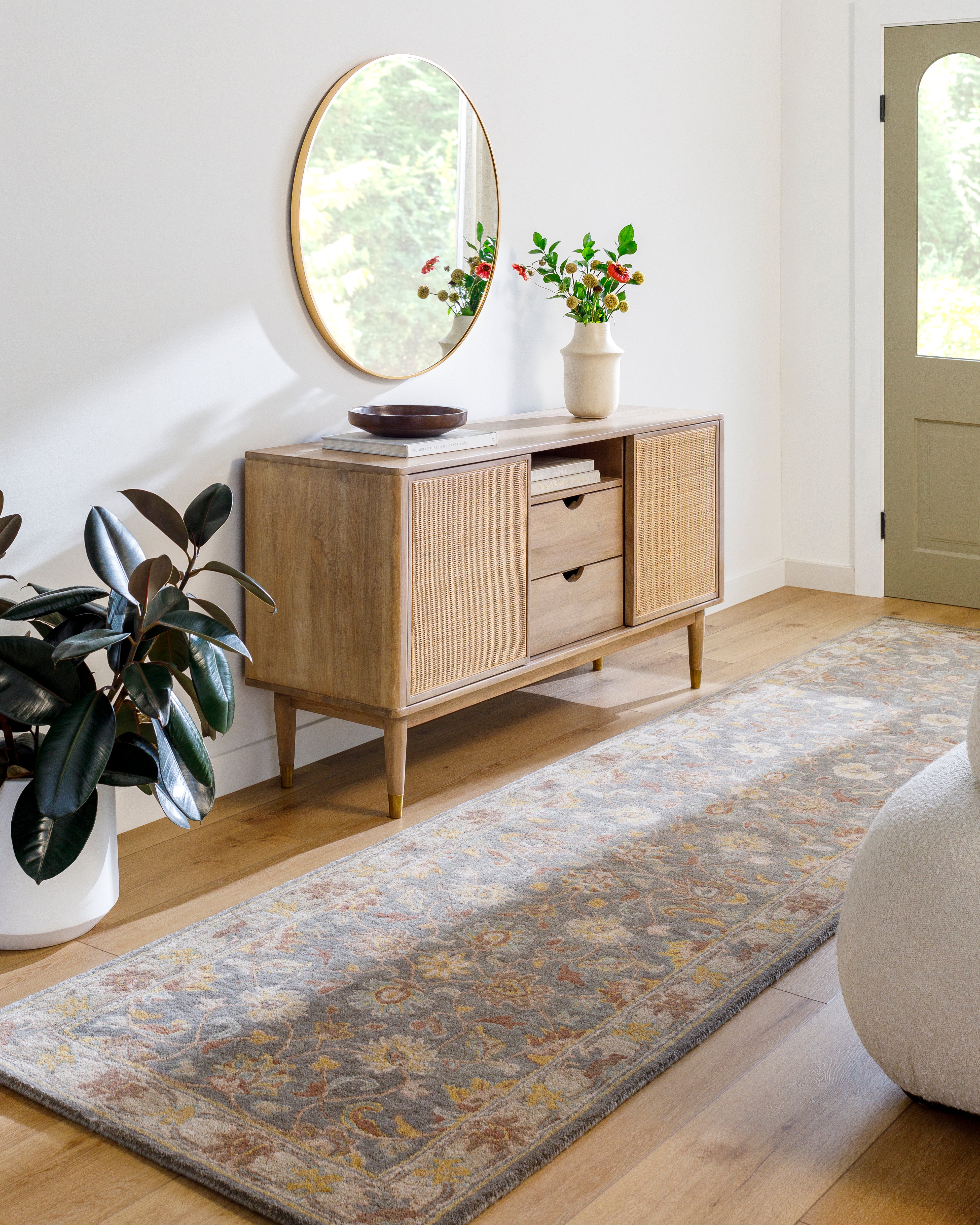 LIVABLISS Caesar CAE-1005 Charcoal Area Rug