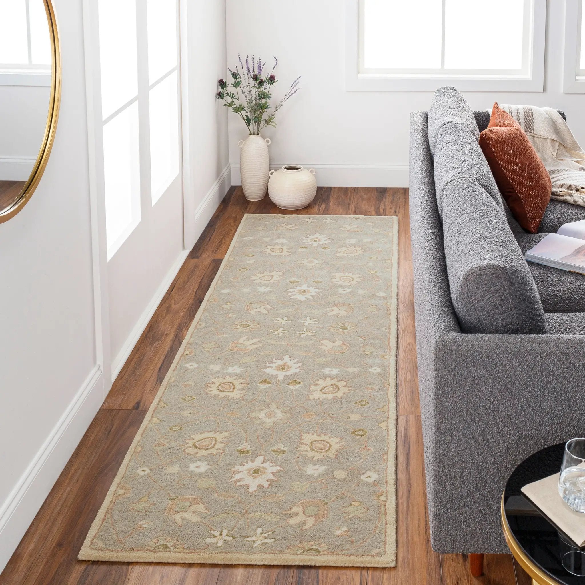 Caesar CAE-1121 Gray Area Rug by LIVABLISS