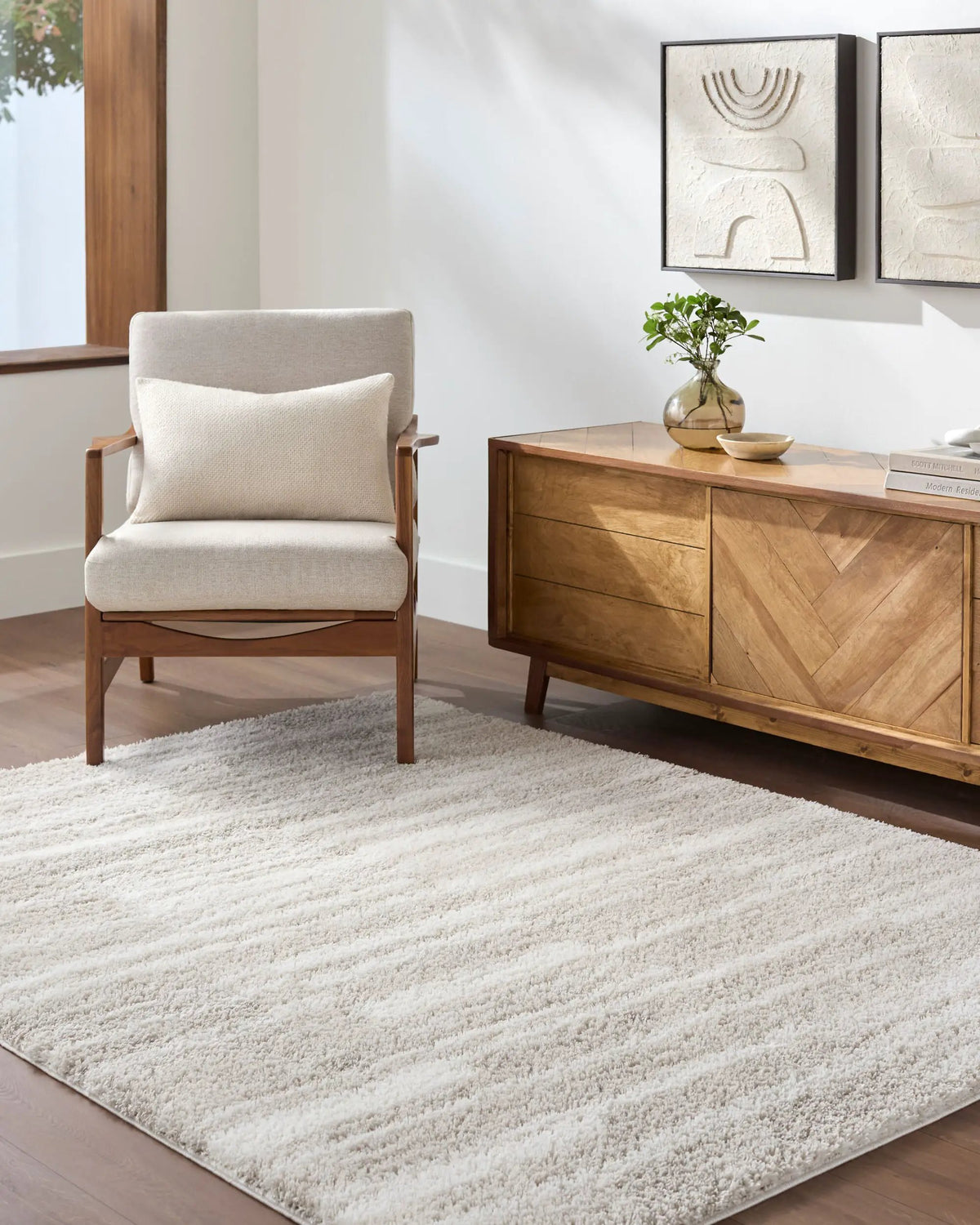 LIVABLISS Cloudy Shag CDG-2333 Ivory Area Rug