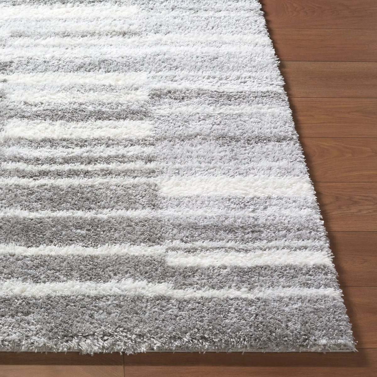 LIVABLISS Cloudy Shag CDG-2334 Gray Area Rug