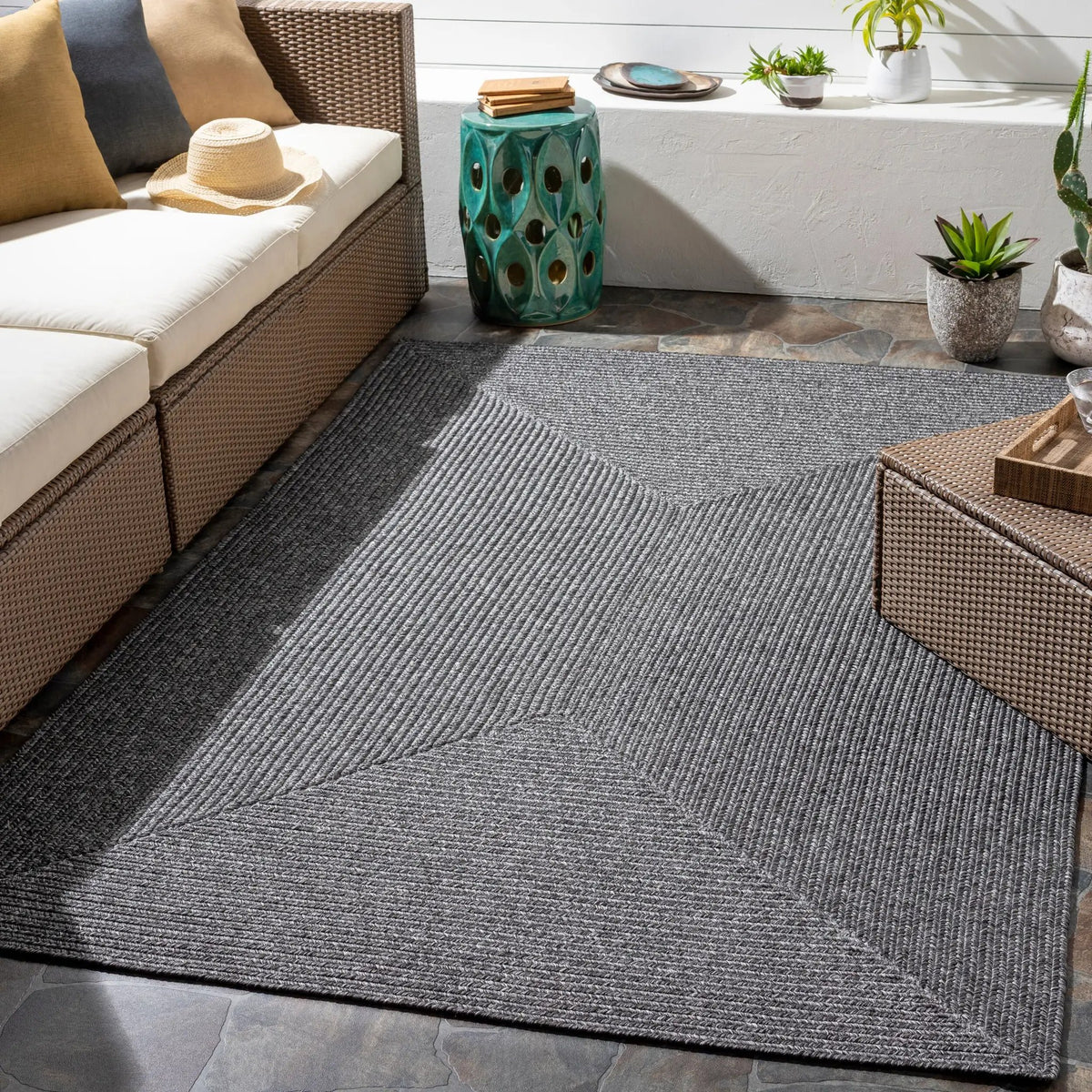 Chesapeake Bay CPK-2301 Black Area Rug by LIVABLISS
