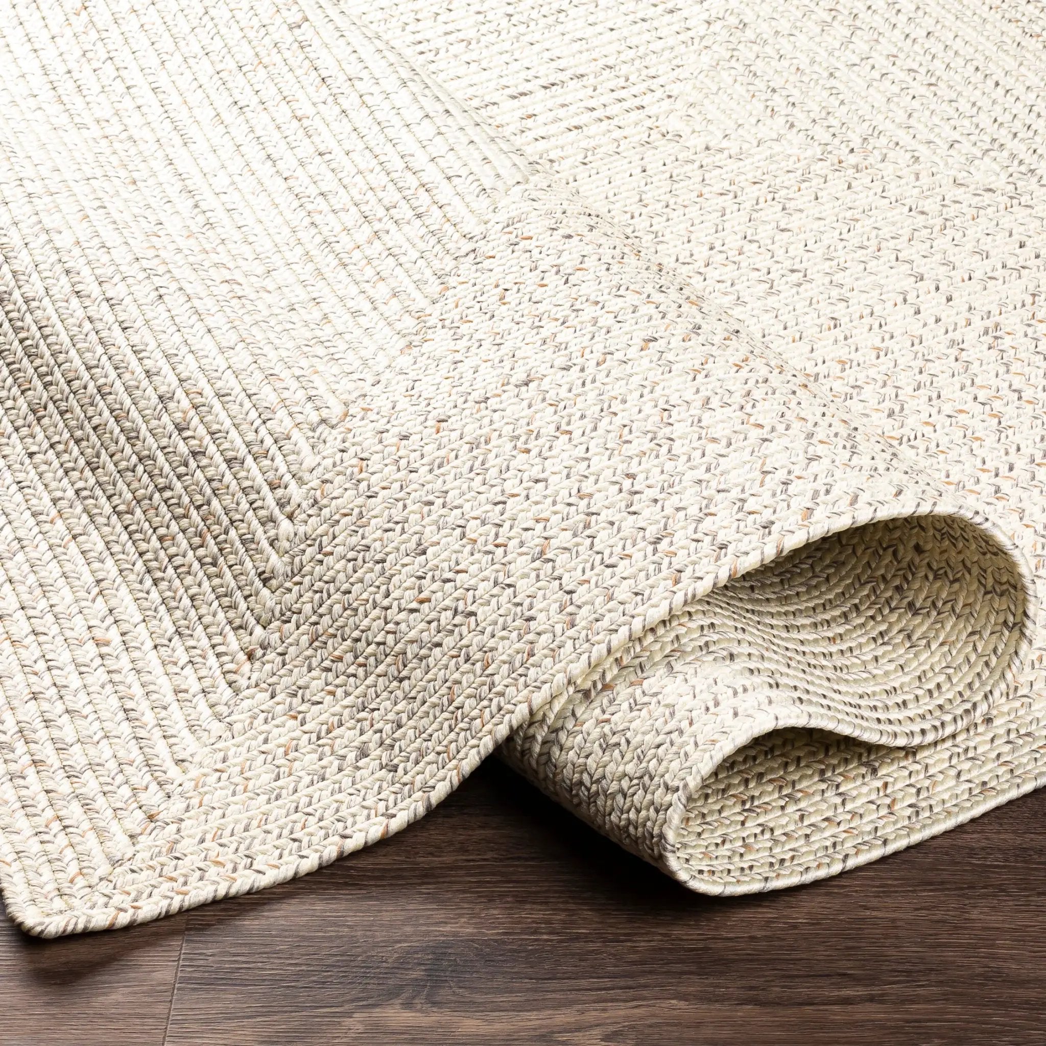 Chesapeake Bay CPK-2303 Cream Area Rug by LIVABLISS