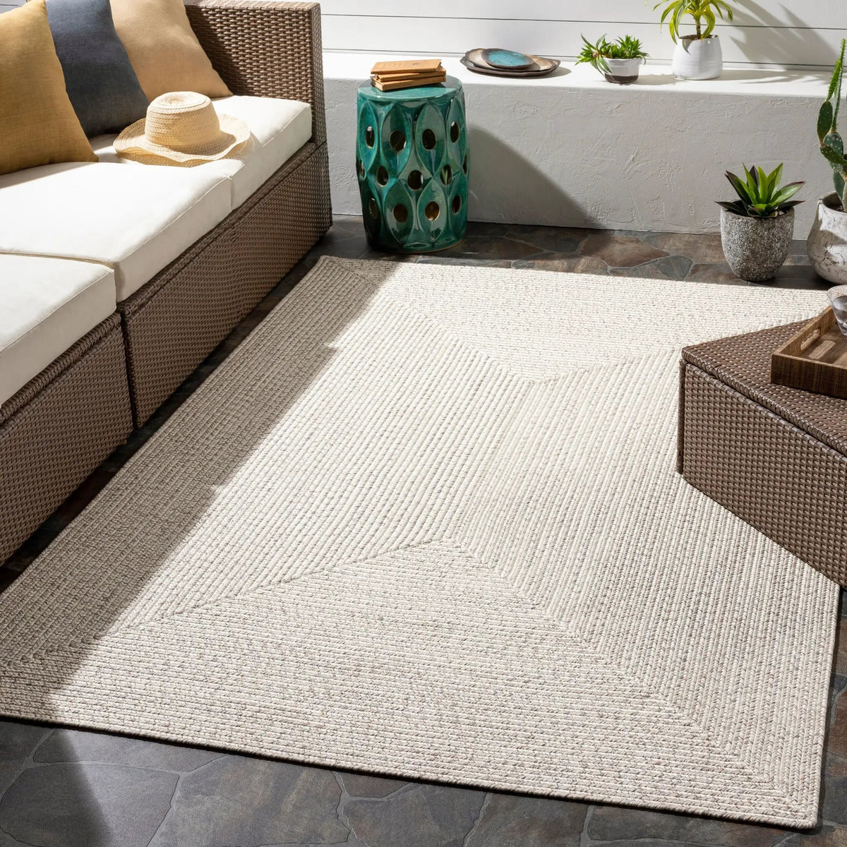 Chesapeake Bay CPK-2303 Cream Area Rug by LIVABLISS
