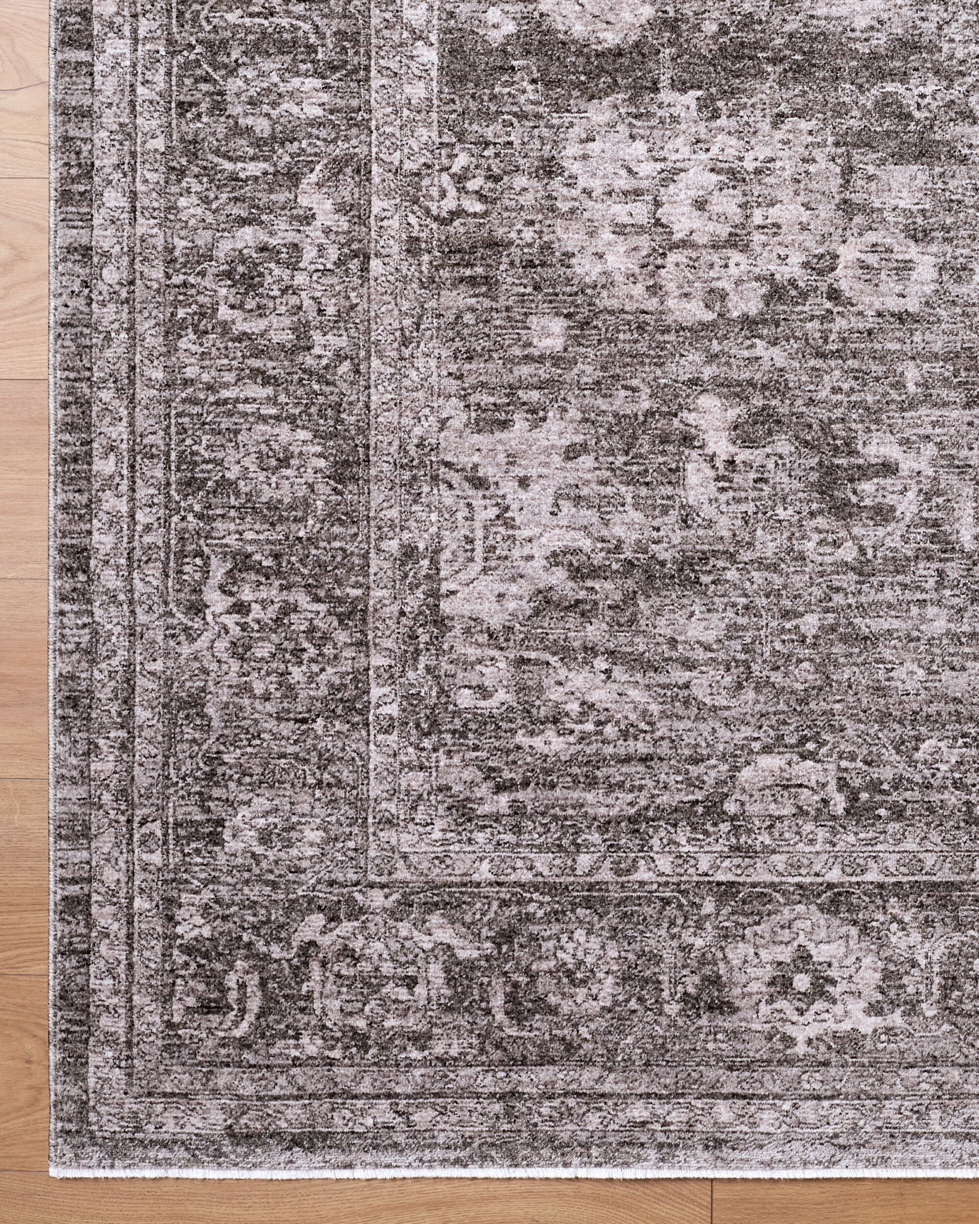 LIVABLISS Cyrus CYR-2302 Medium Green Area Rug