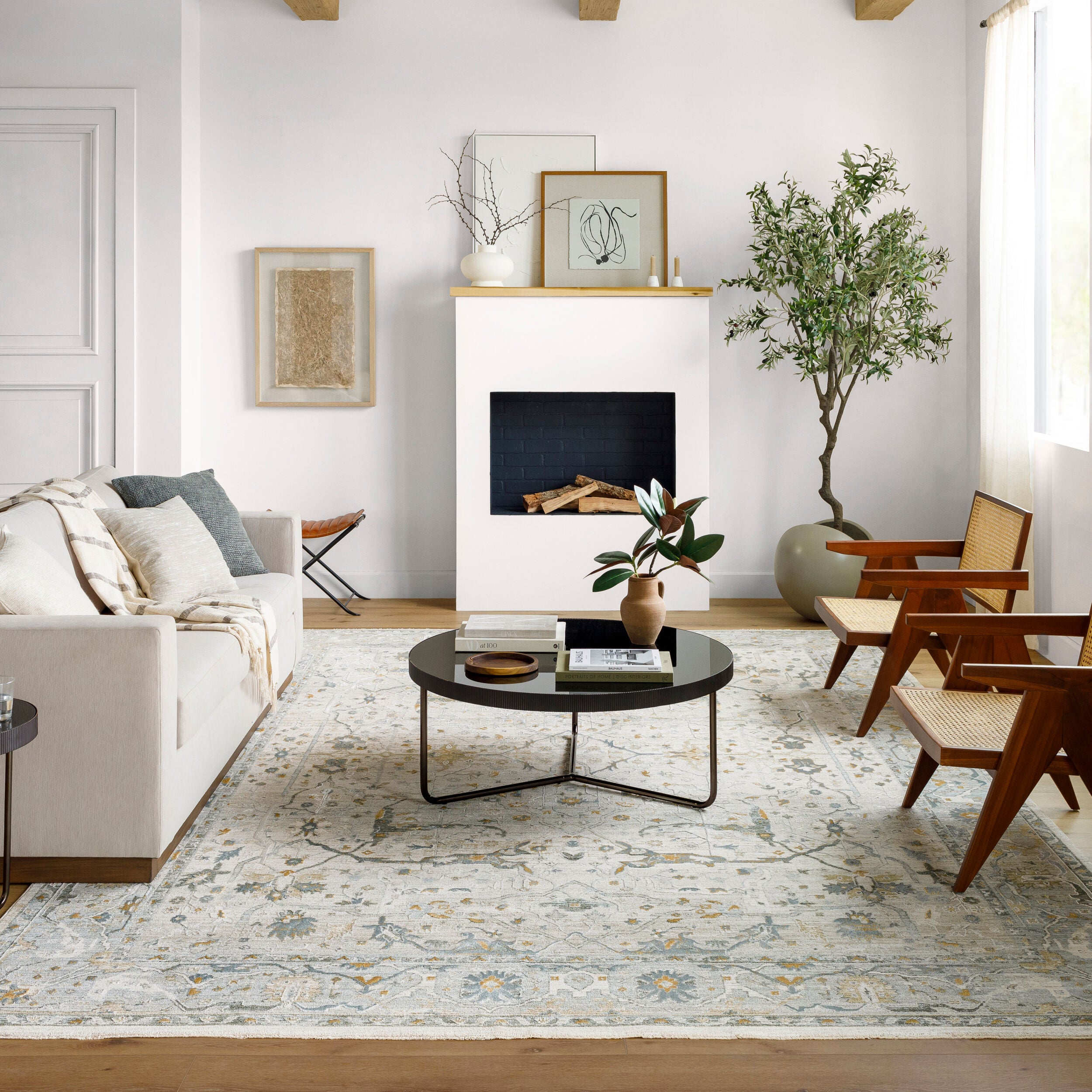 LIVABLISS Dresden DRE-2309 Area Rug