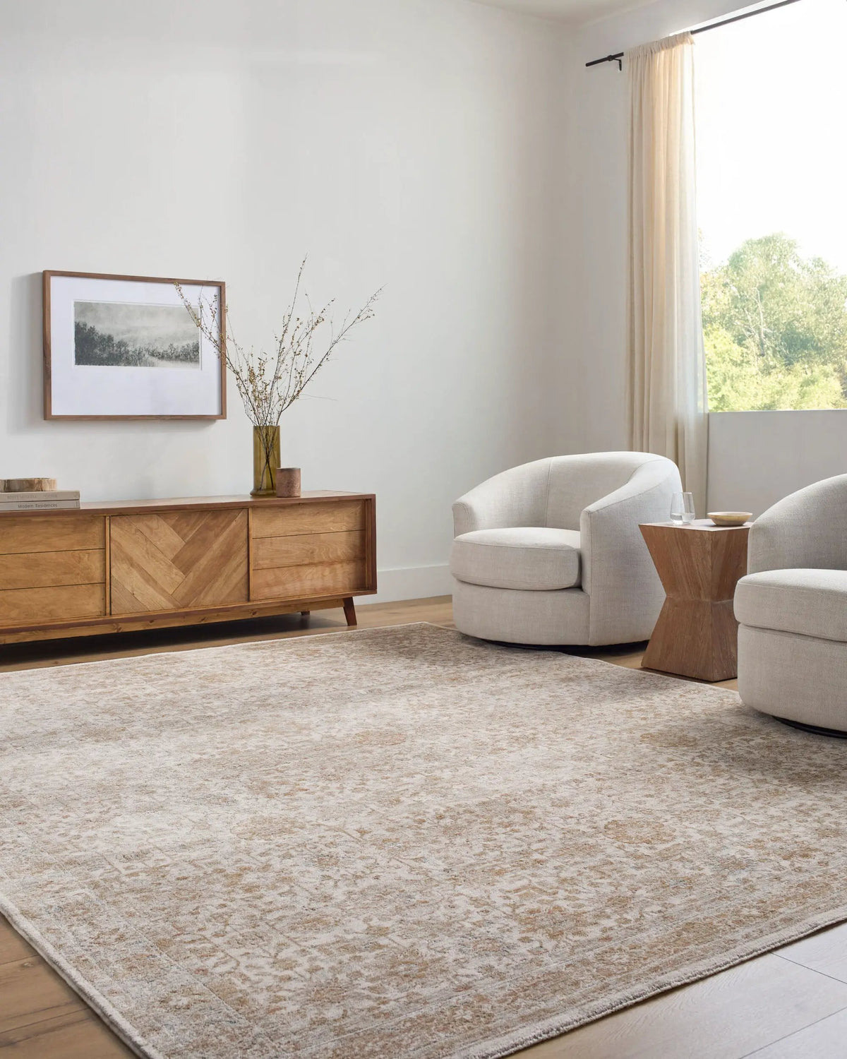LIVABLISS Da Vinci DVC-2306 Cream Area Rug