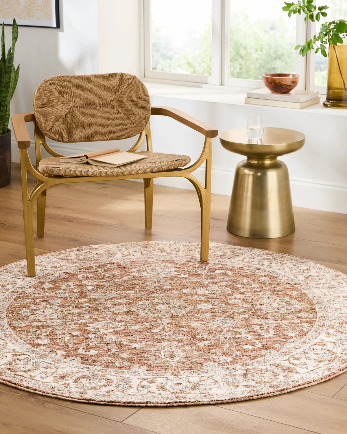 LIVABLISS Da Vinci DVC-2308 Cream Area Rug