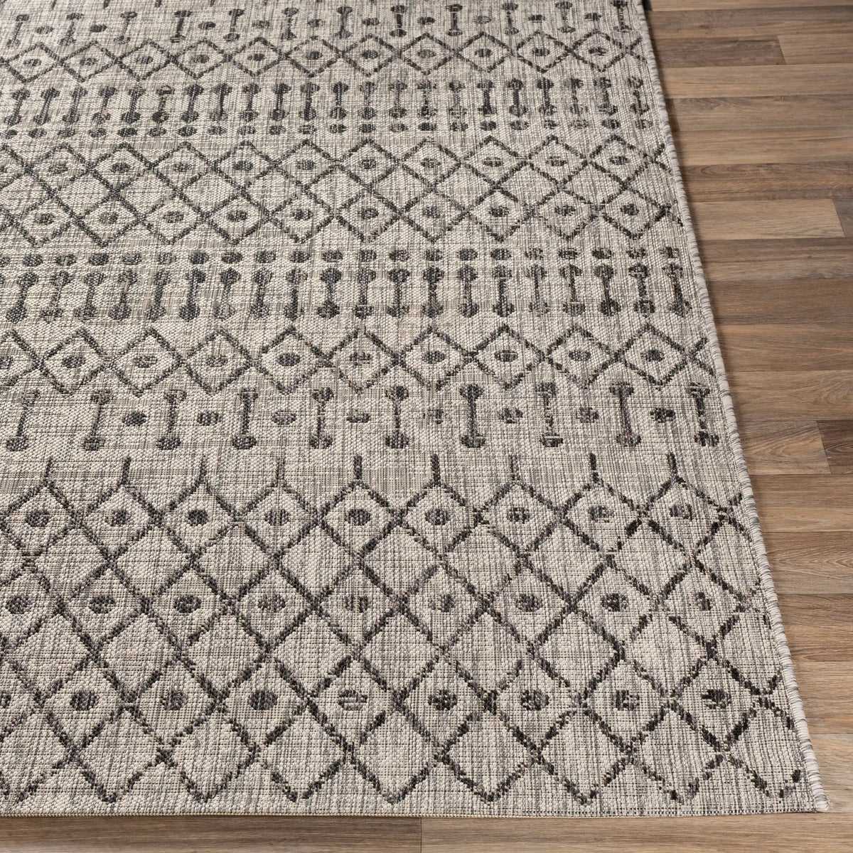 LIVABLISS Eagean EAG-2334 Black Area Rug