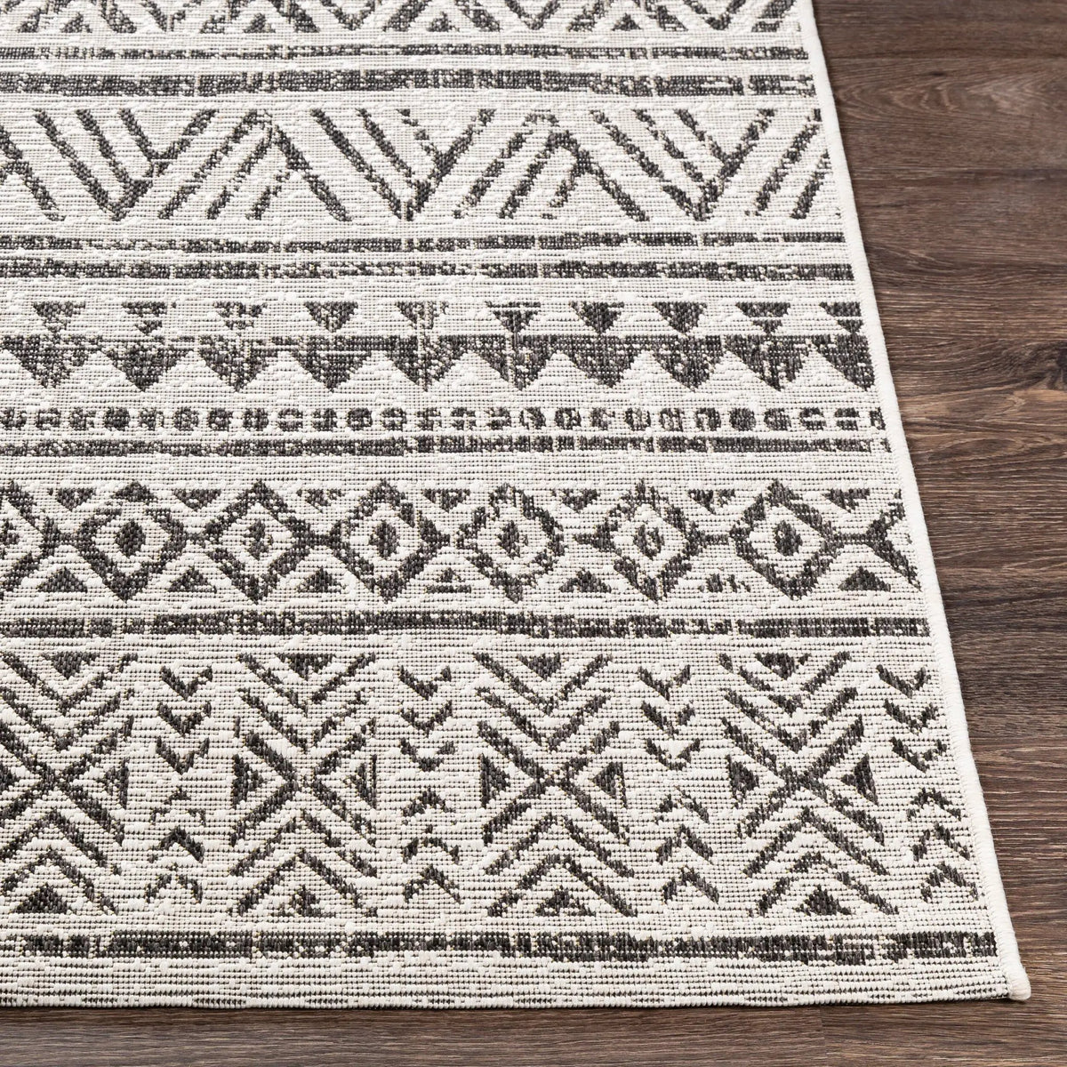 LIVABLISS Eagean EAG-2347 Black Area Rug