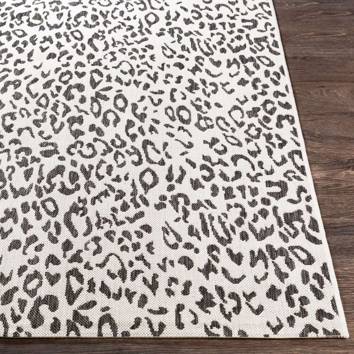 LIVABLISS Eagean EAG-2354 Black Area Rug