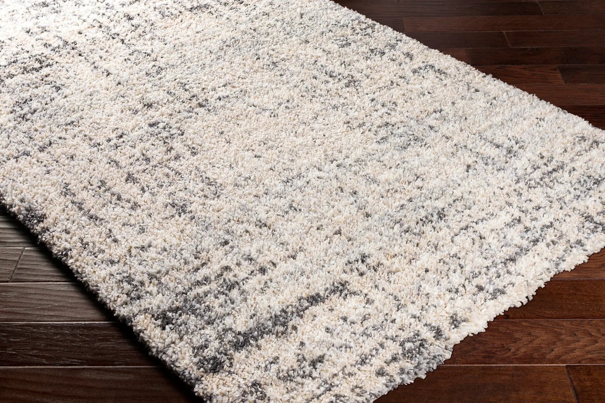 Eskimo Shag ESG-2300 Black Area Rug by LIVABLISS