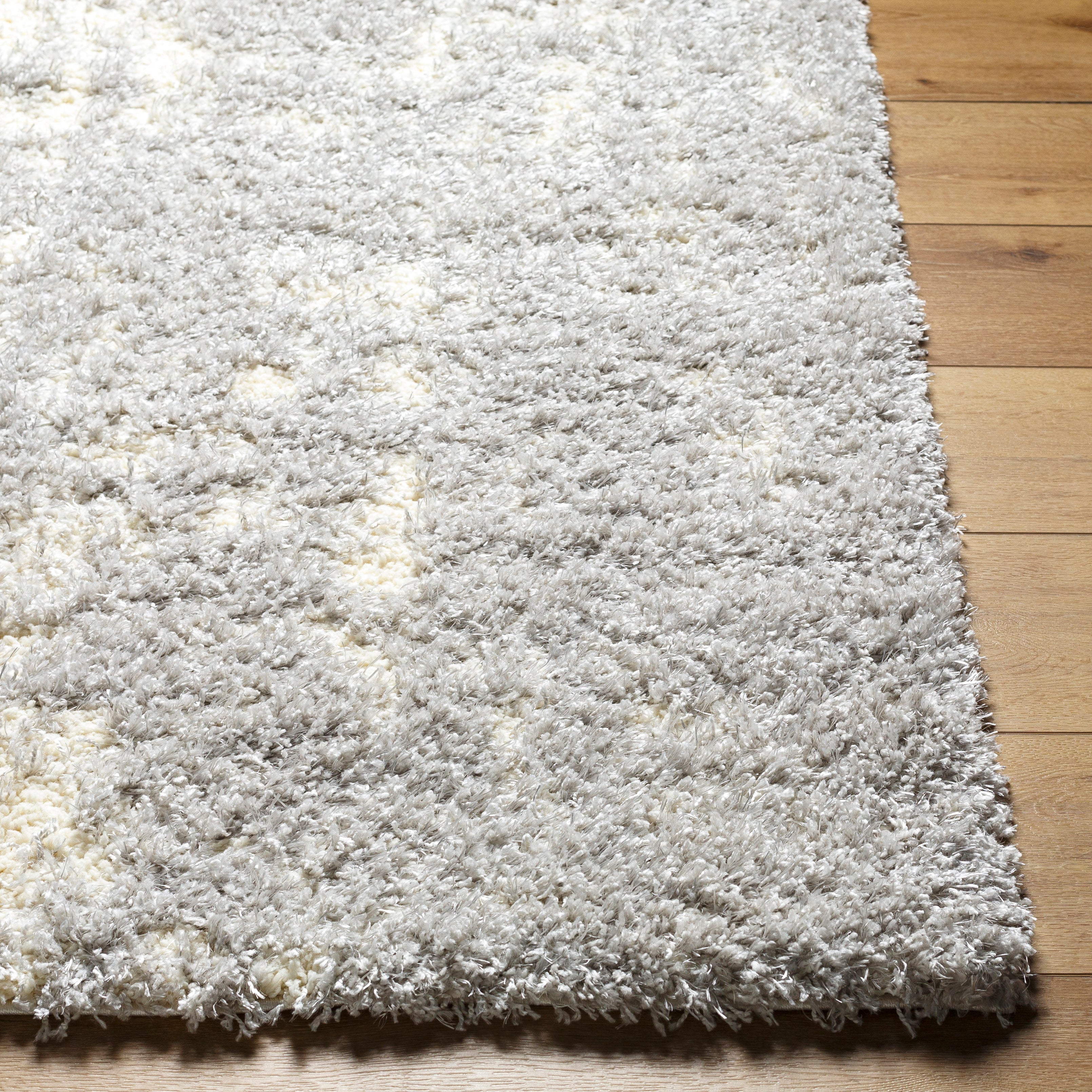 LIVABLISS Everton Plus EVP-2310 Area Rug