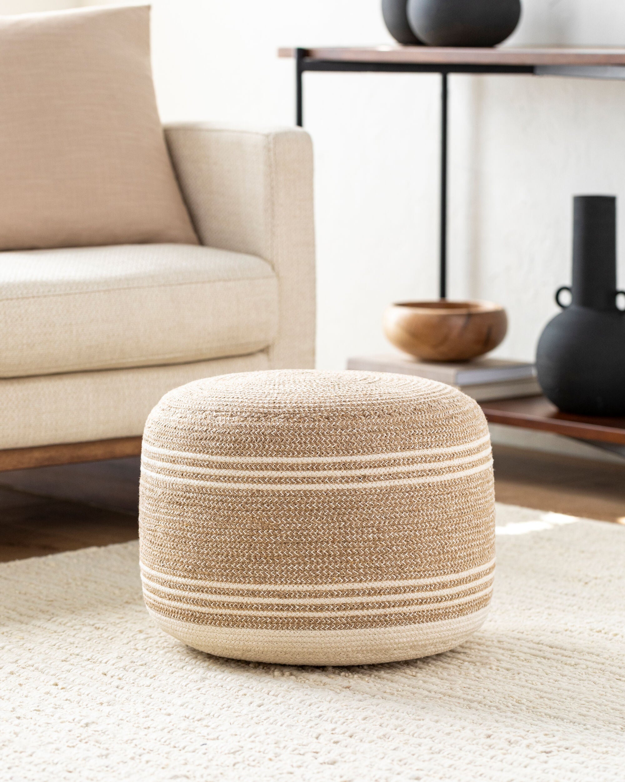 LIVABLISS Frankfurt FFPF-001 Pouf