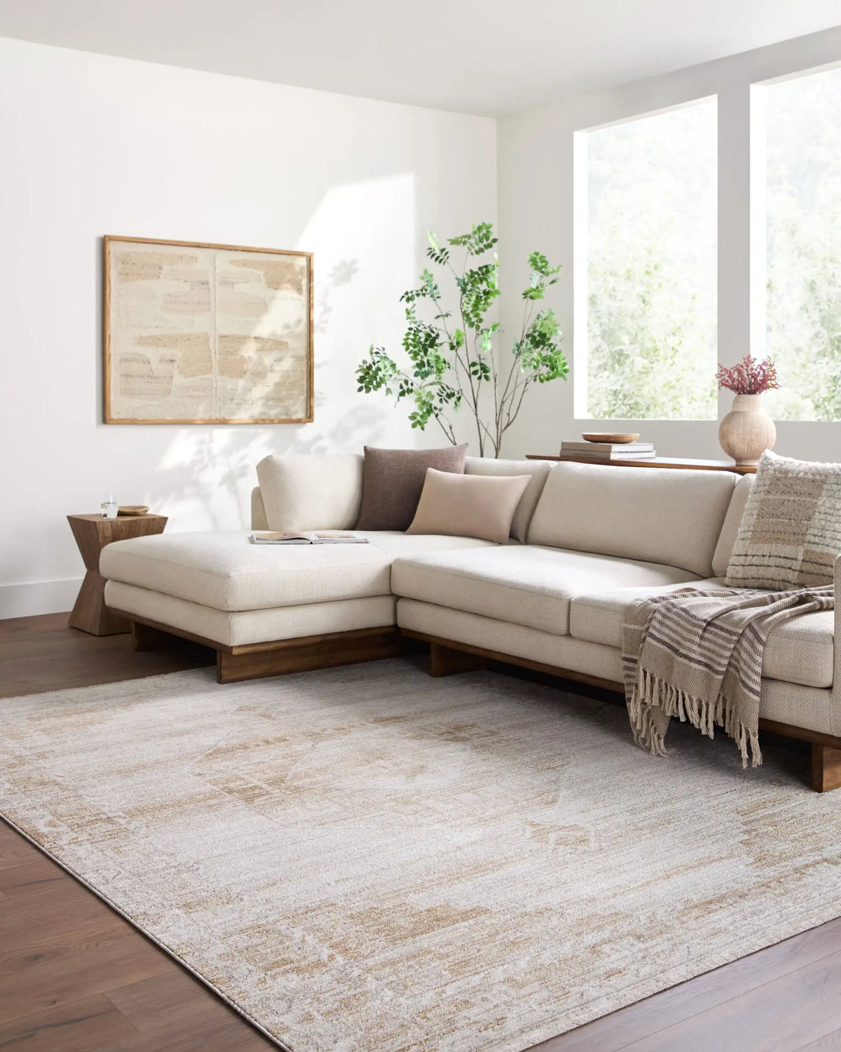 LIVABLISS Fifth Avenue FIF-2305 Light-Gray Area Rug
