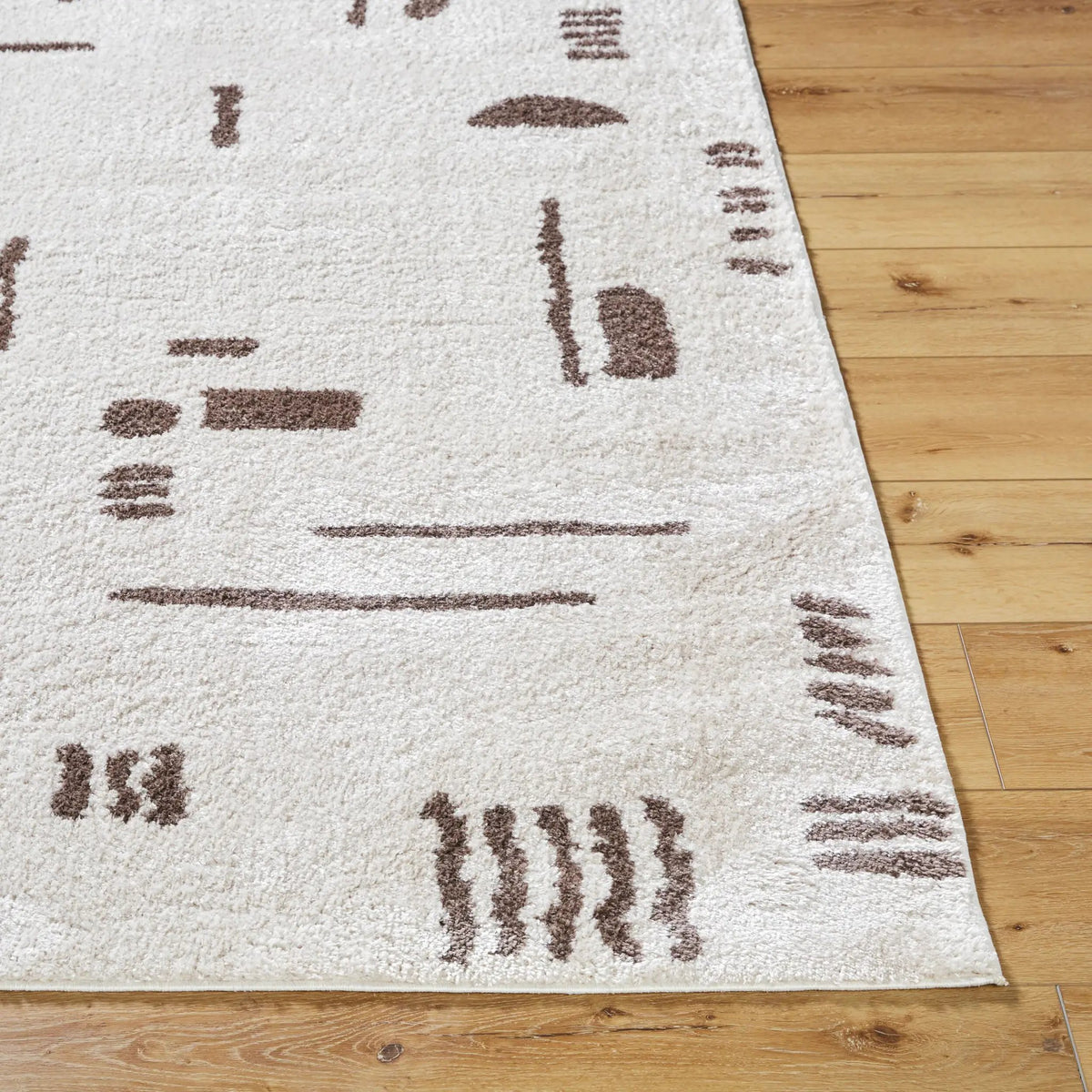 LIVABLISS Fossay Shag FSG-2300 Light-Beige Area Rug