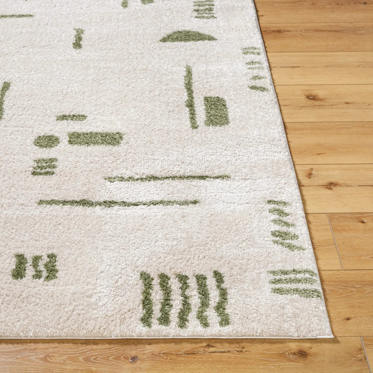 LIVABLISS Fossay Shag FSG-2302 Light-Beige Area Rug